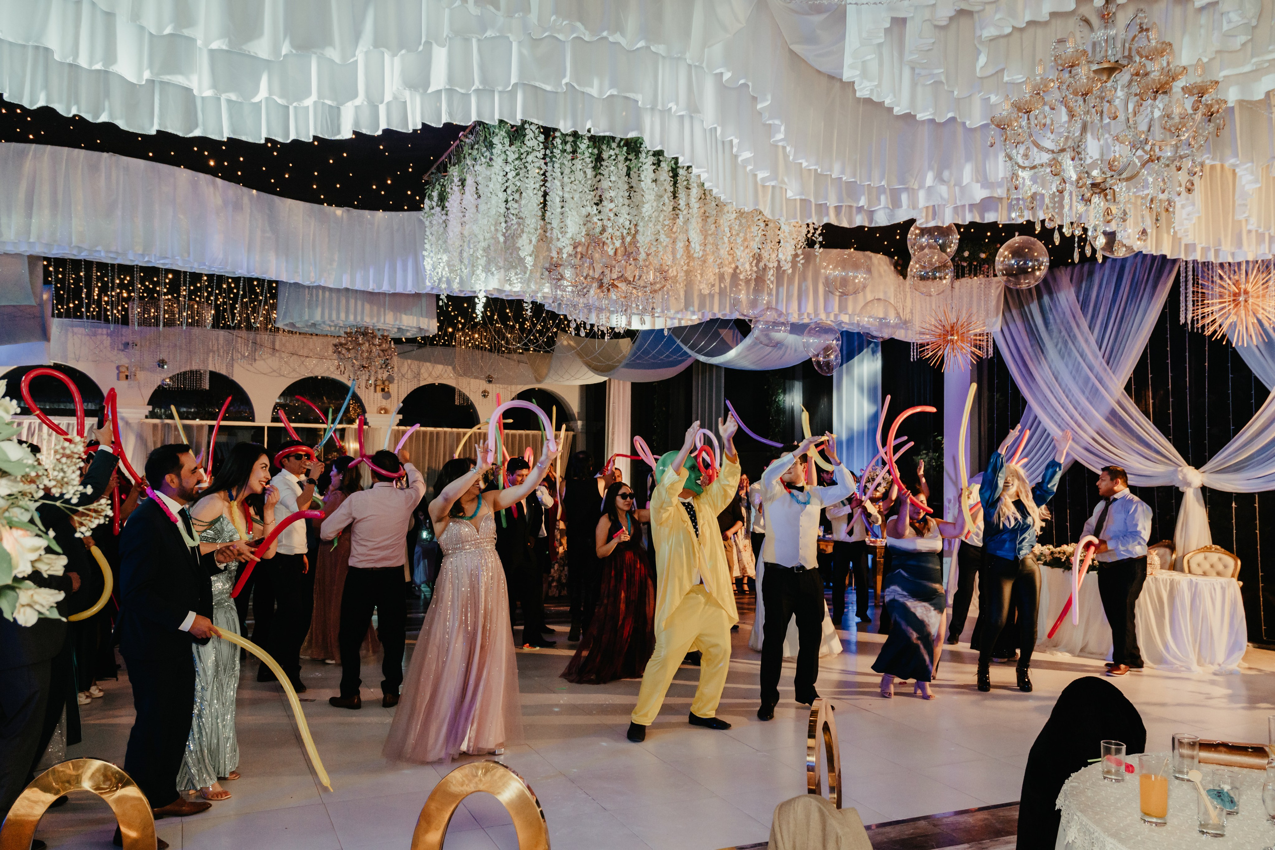 VANIA + LUIS BODA CIVIL. Studio KVTA | Fotografía y Video de Bodas en Arequipa