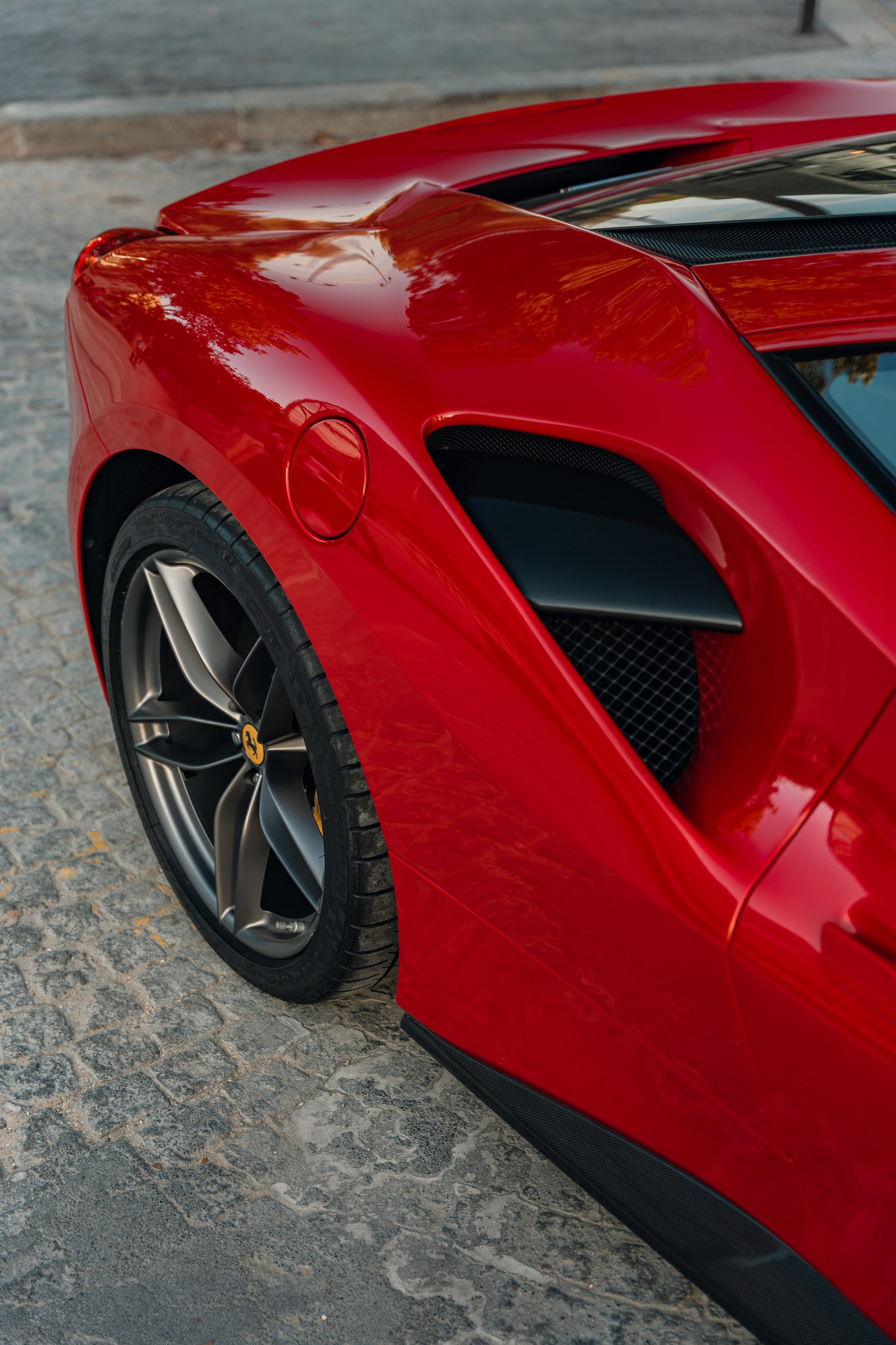 Ferrari 488 GTB. Photographer in Paris — Vitalii Motruk