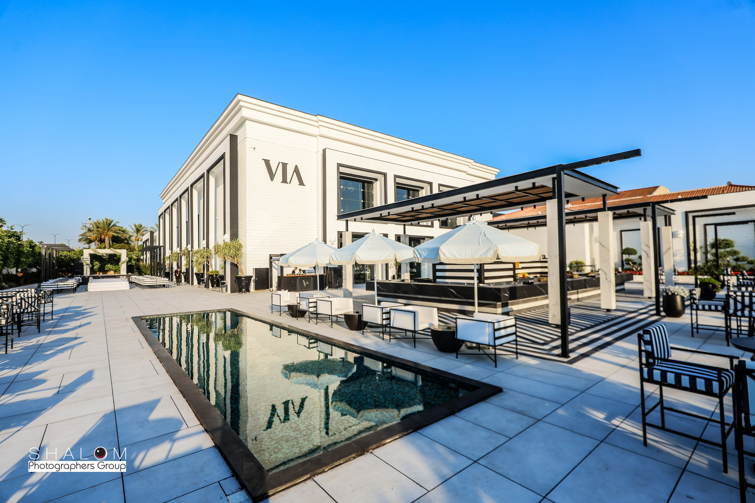 VIA / BASICO. Wedding and events photographers Studio Shalom