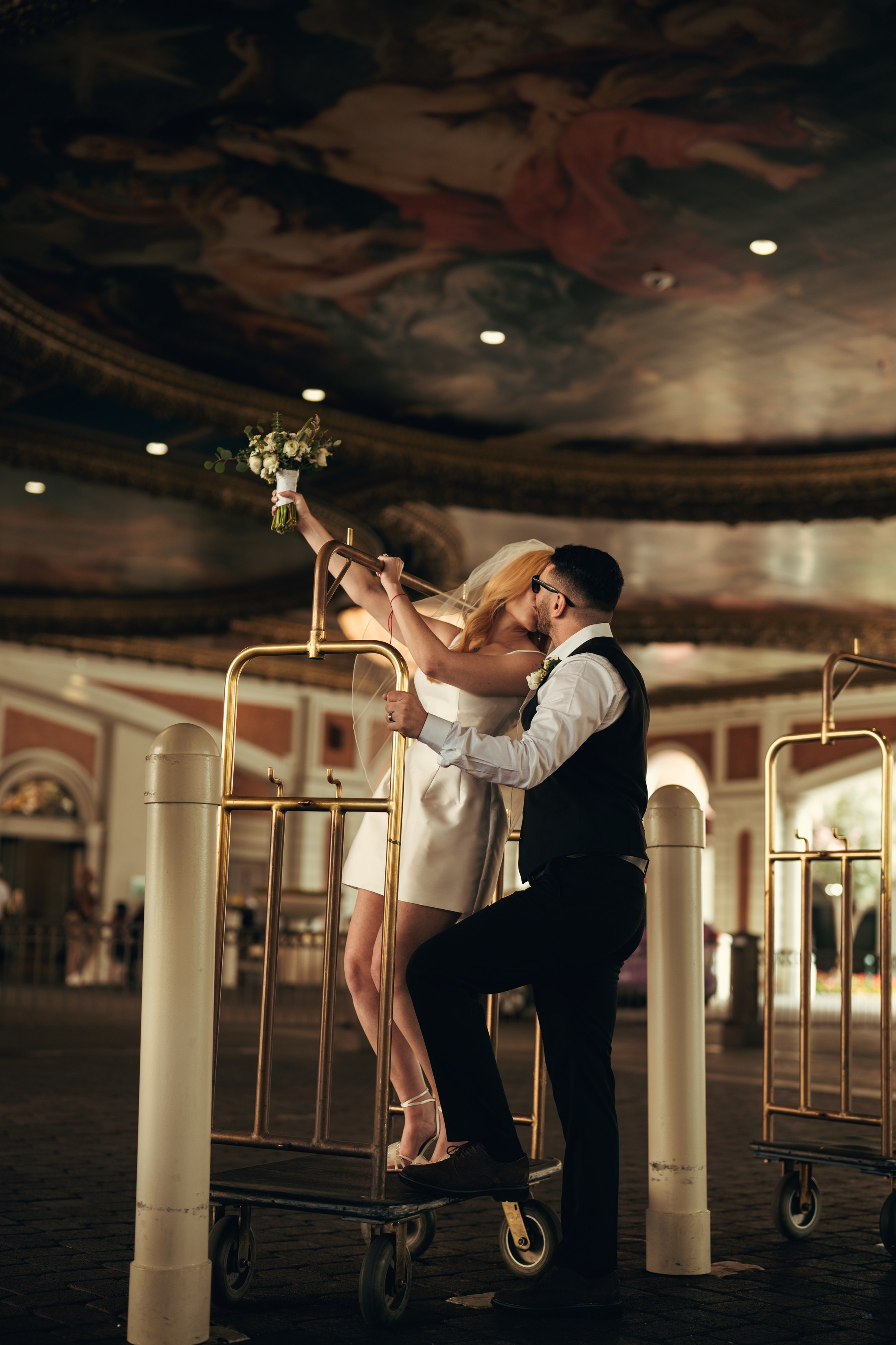 Kristina&Marat. Wedding & elopement photographer Viktoriya Kravtsov. Las Vegas