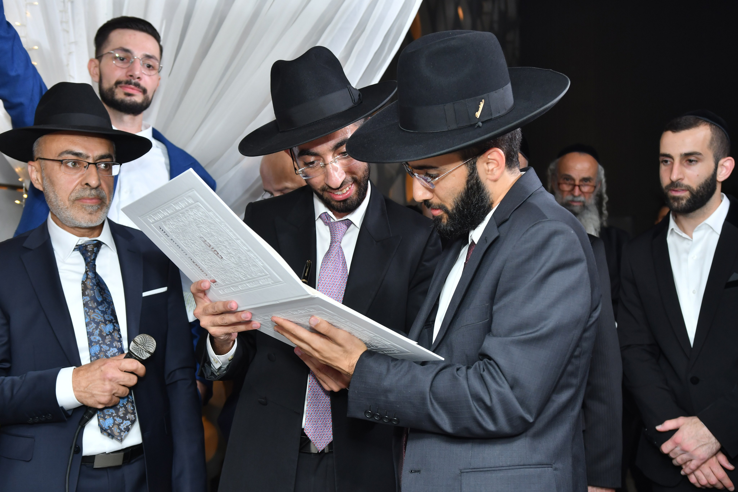 Efrat & Yosef. Wedding and events photographers Studio Shalom