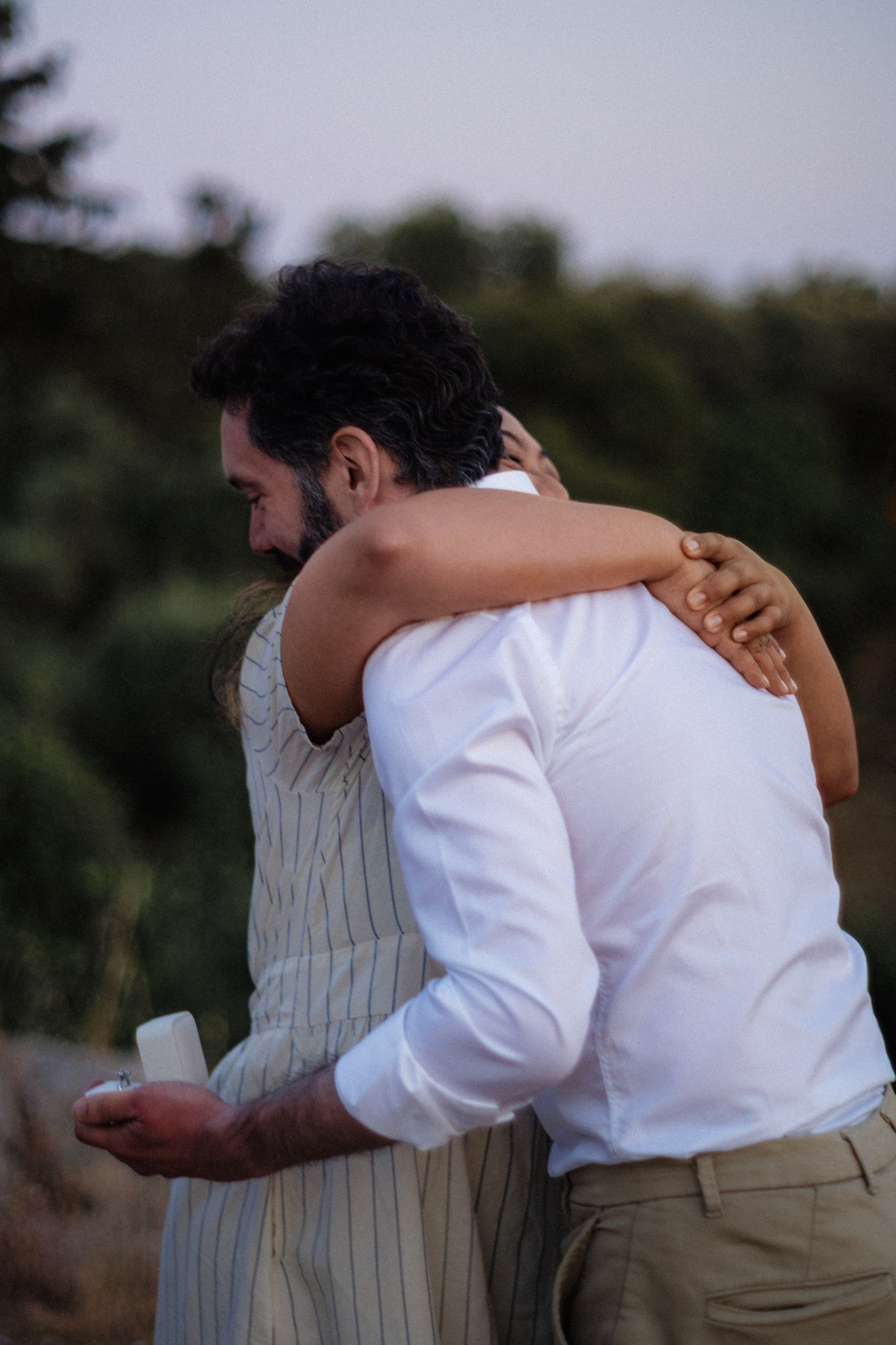 Proposal of Pieter to Vanya in Athens. Photographer in Greece Kristina