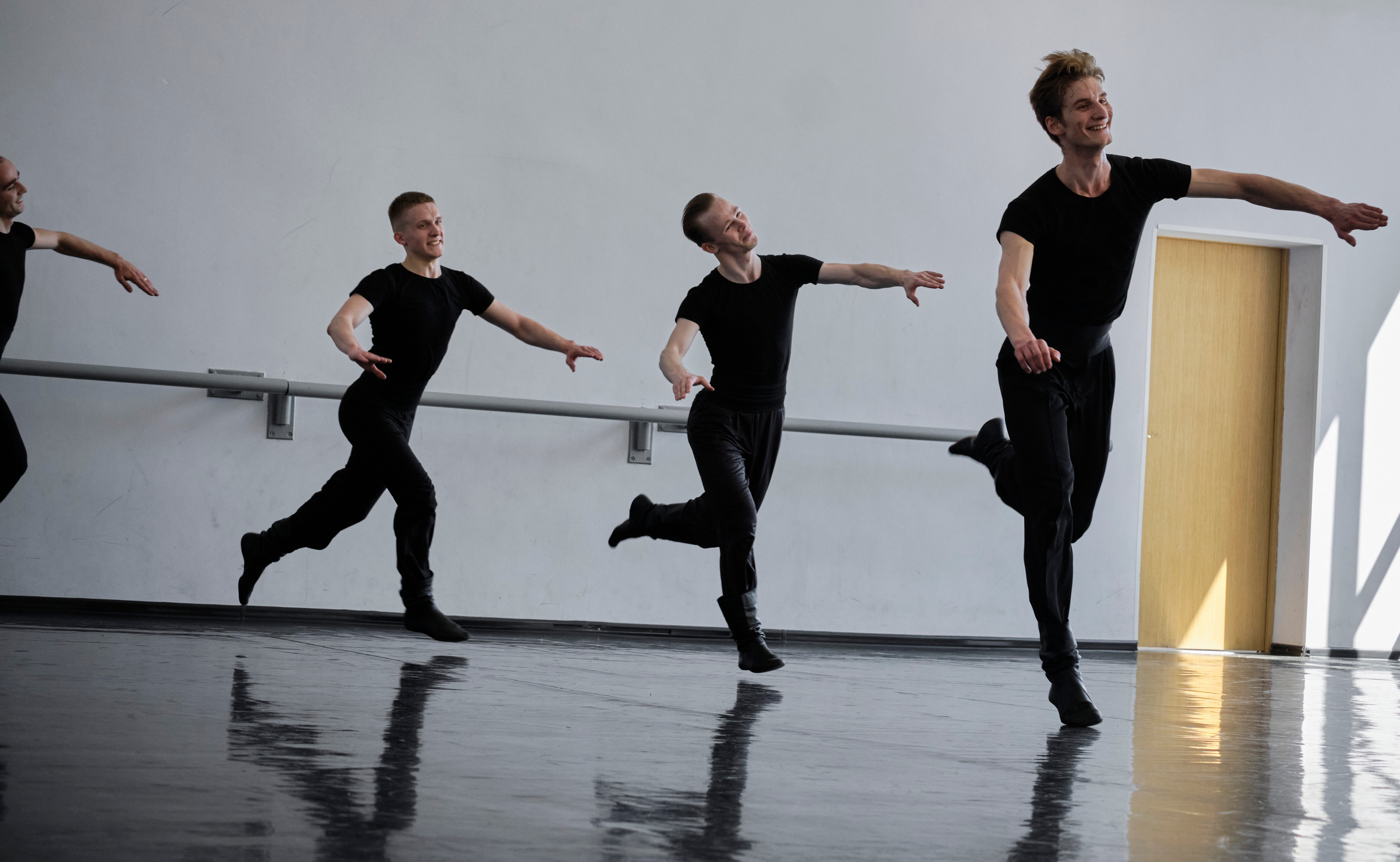 Dance. Портретный и репортажный фотограф в Бишкеке Анастасия Якимова