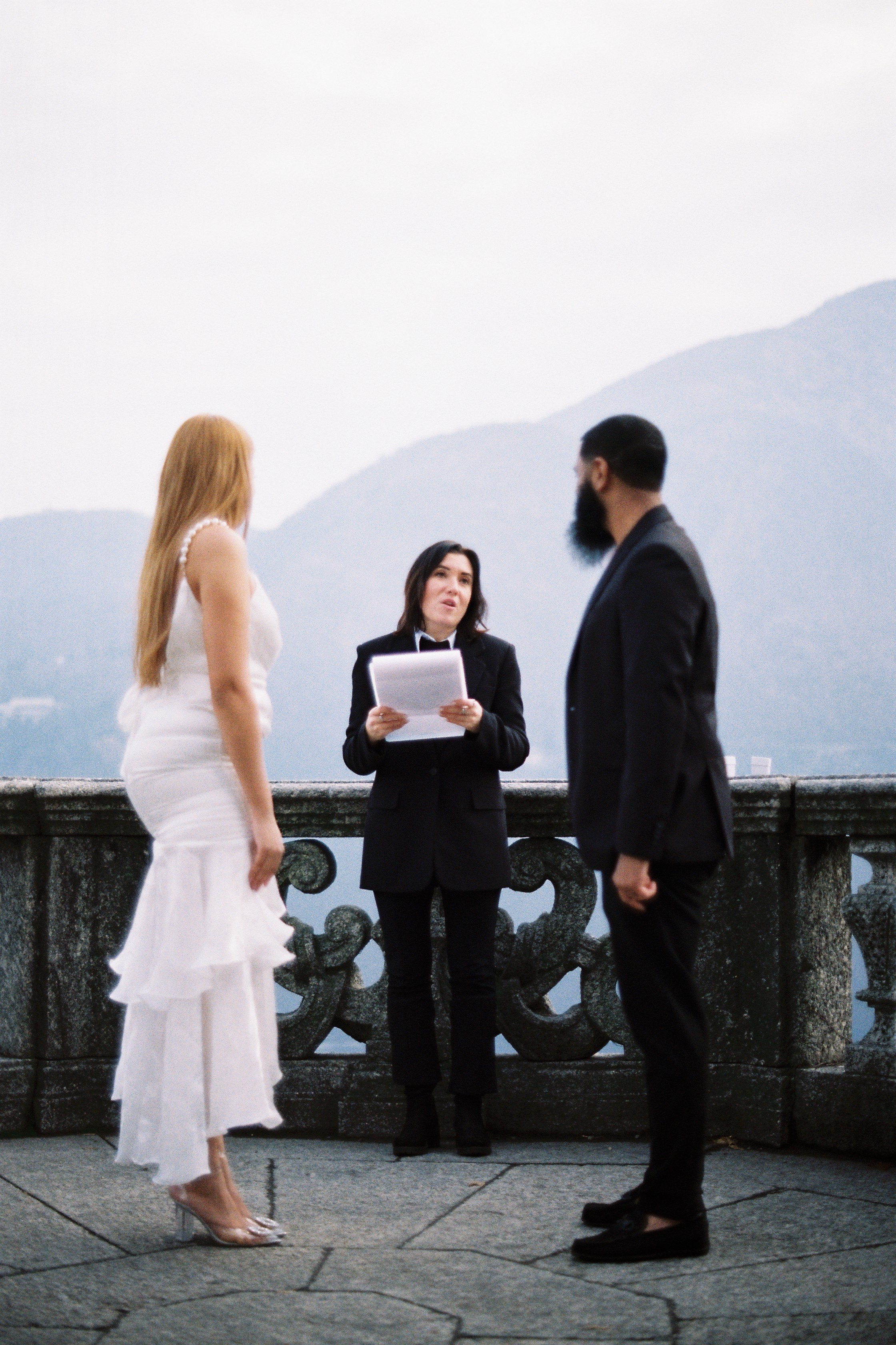 Elopment at Lake Como. Wedding photographer in Italy