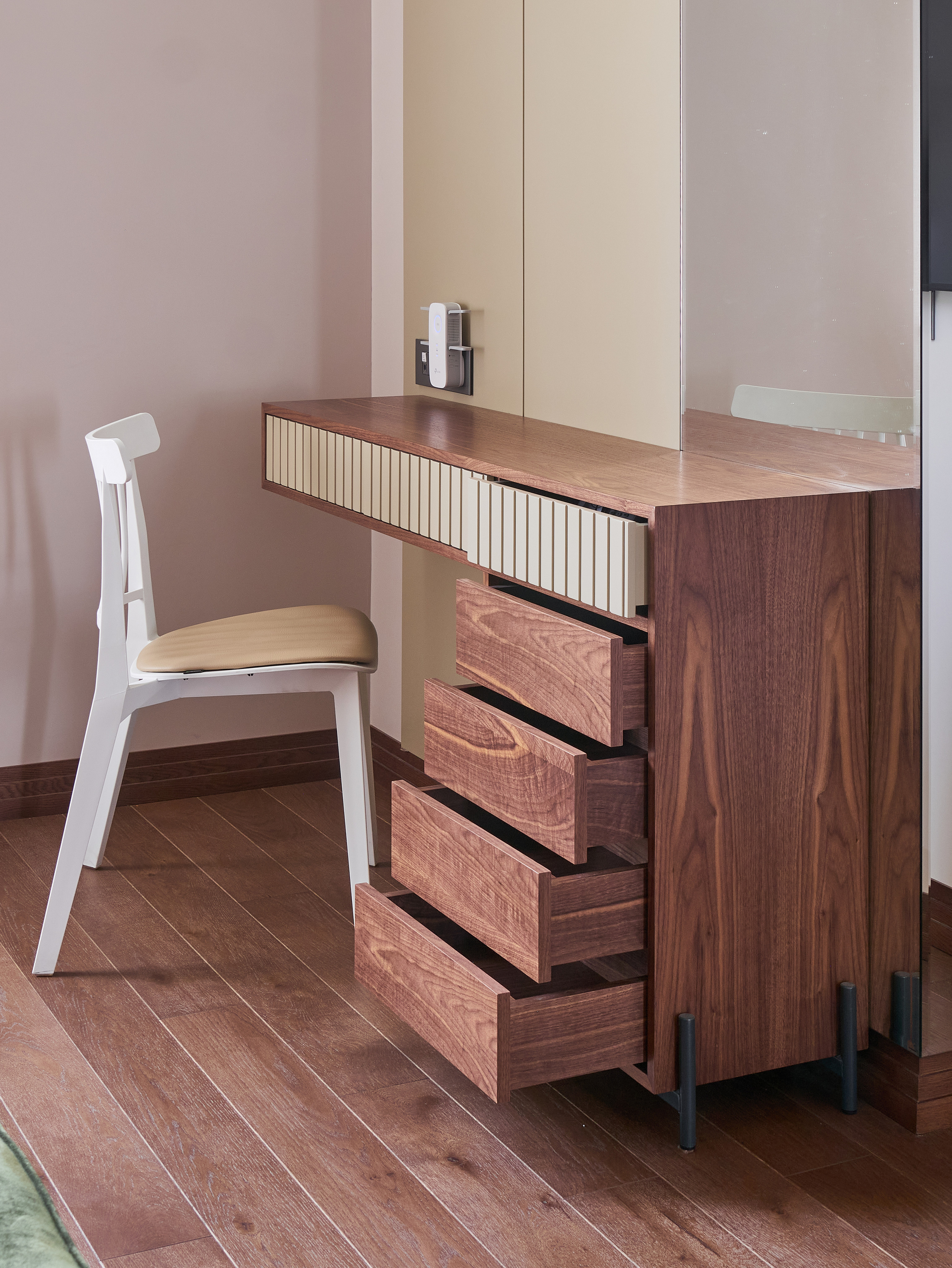 Furniture “Door & More”. Worldwide photographer VOINOV