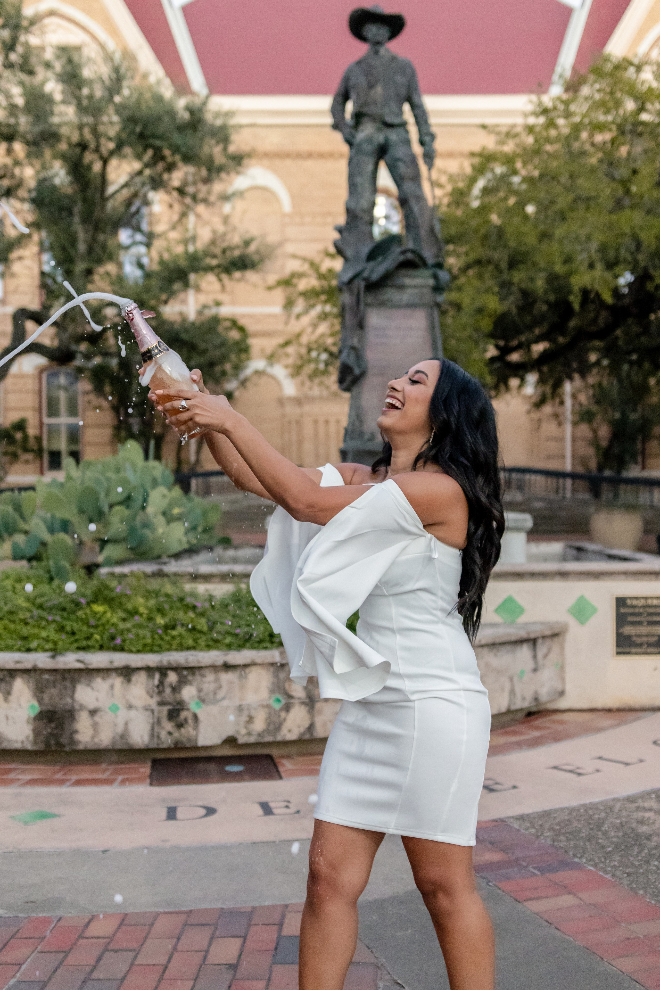 Shayna’s senior photoshoot at Texas State University