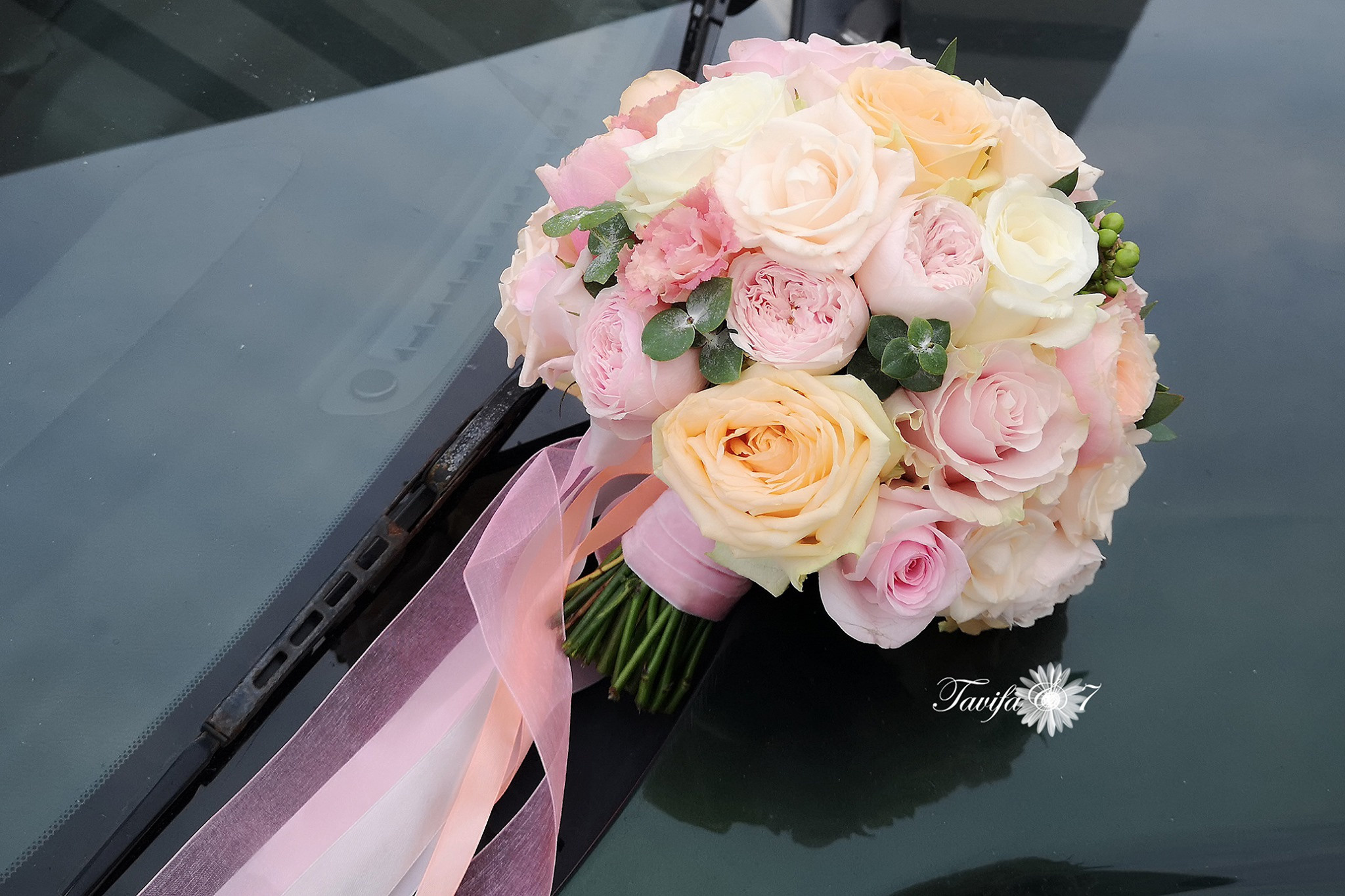 Līgavas pušķi pudera, persiku toņos. Event design, decoration, floristry, gift, Irina Novika, Riga, Latvia