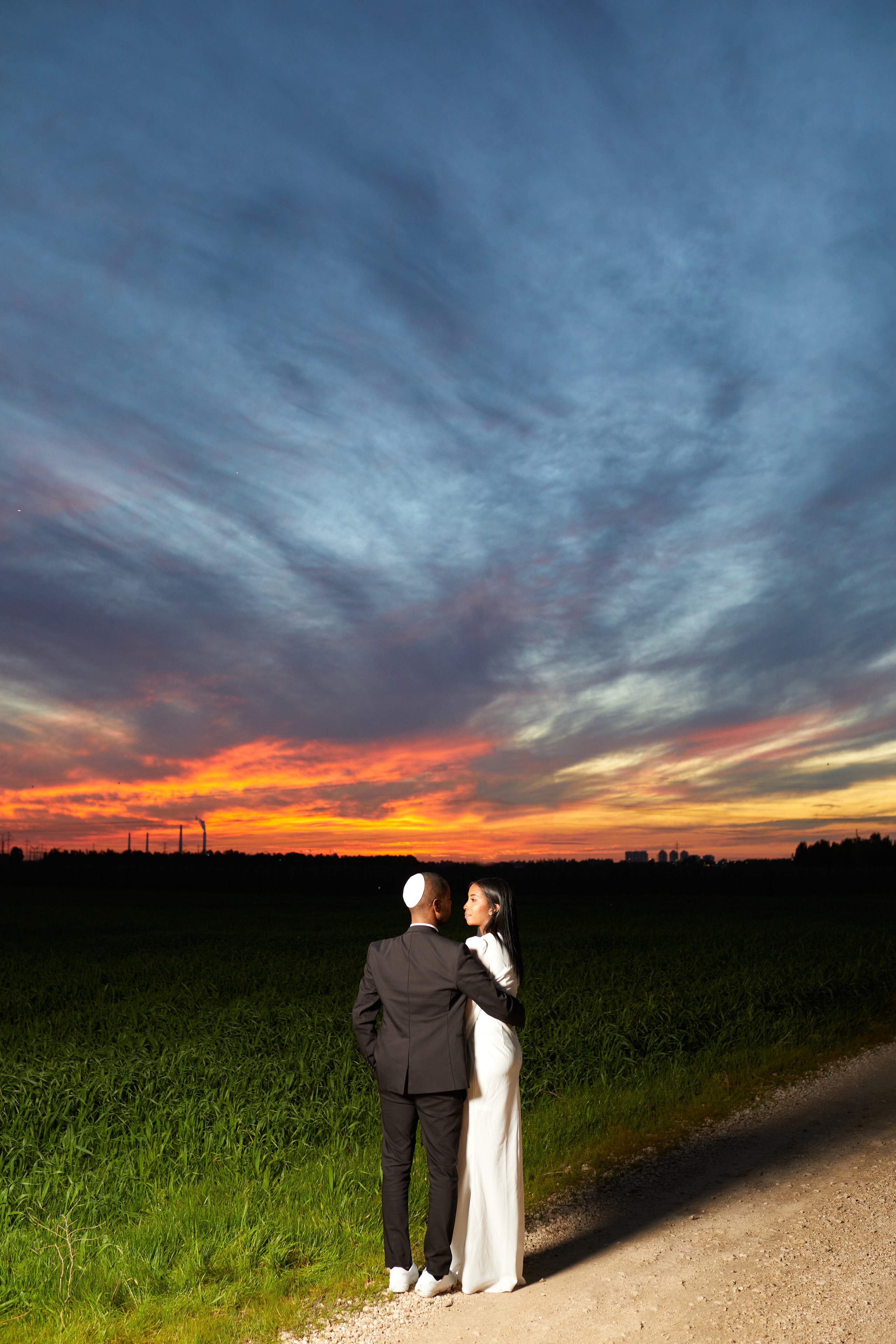 יצחק ורחל. Time machine Studio