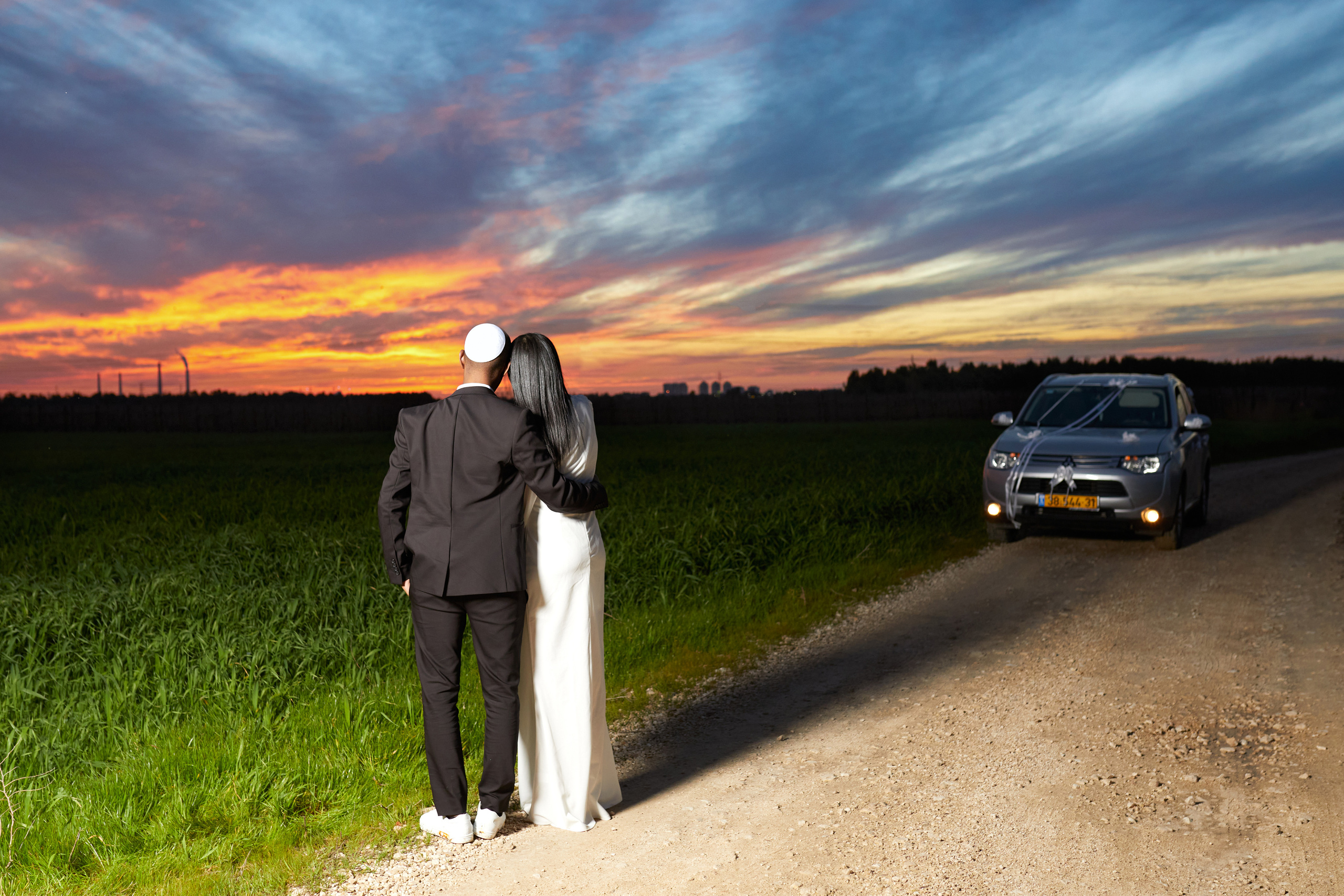 יצחק ורחל. Time machine Studio