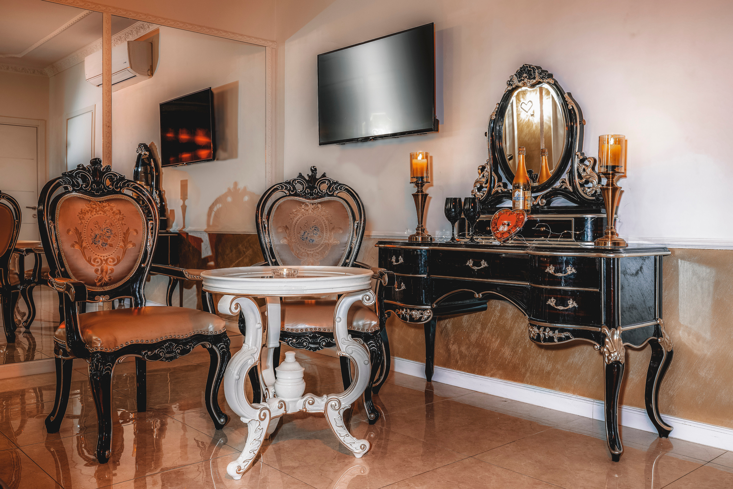 Interior. Time machine Studio