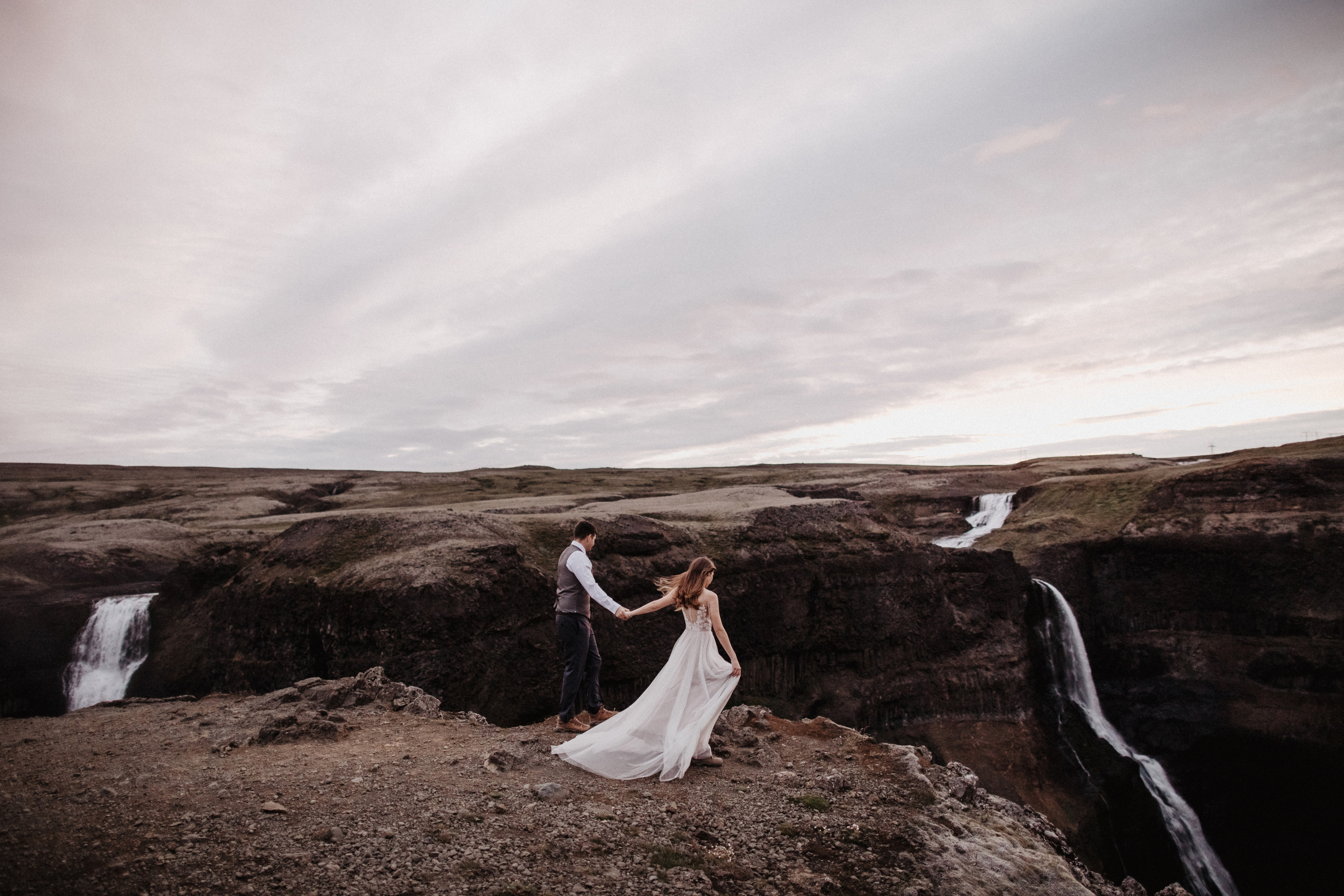 Wedding photographer pricing guide Iceland. Iceland elopement photo and video | Nikolaichik Photo