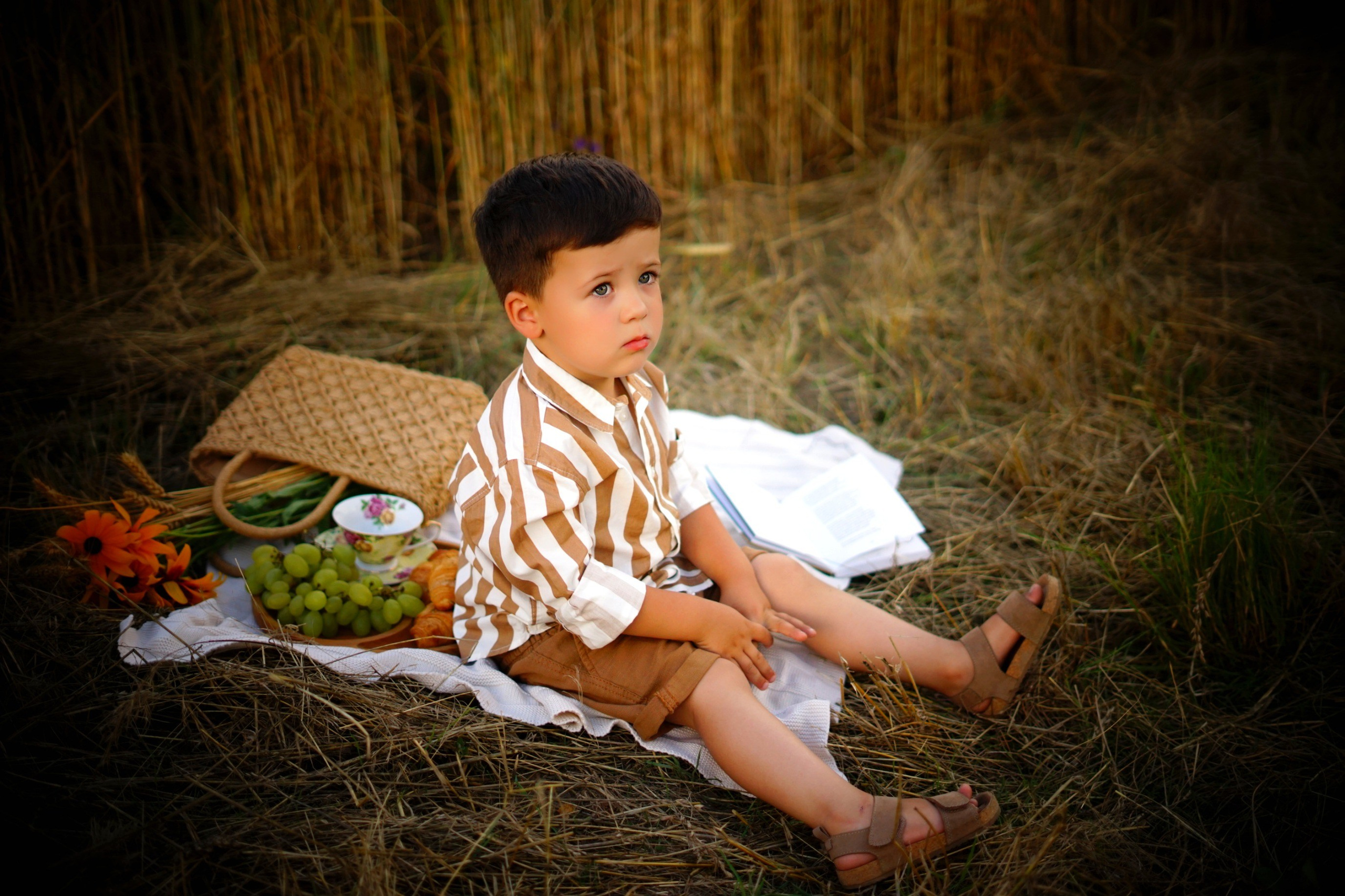 Micii exploratori. Photographer Anna Iurii