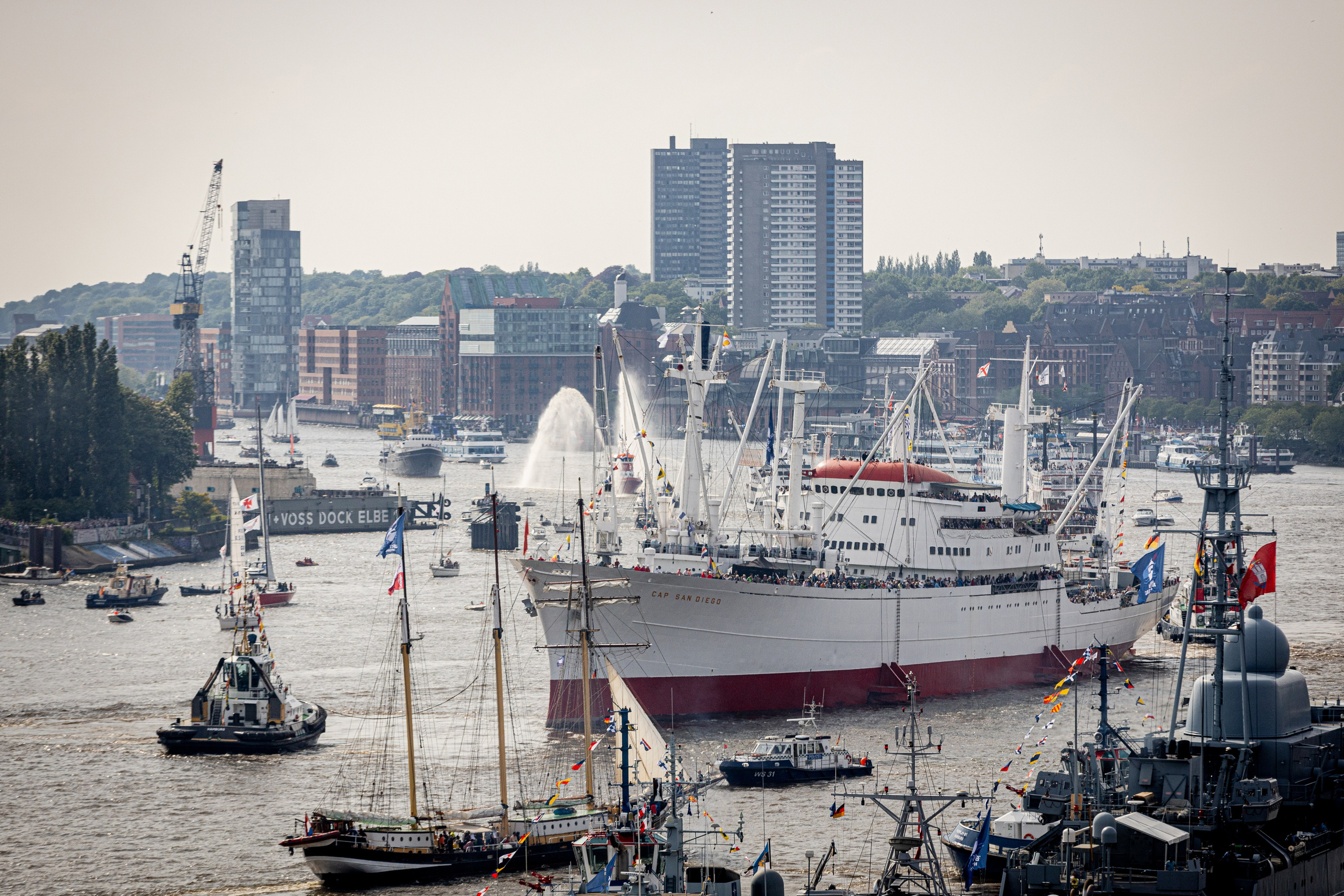 Hafengeburtstag 2024. Фотограф в Германии — Михаэль Барон