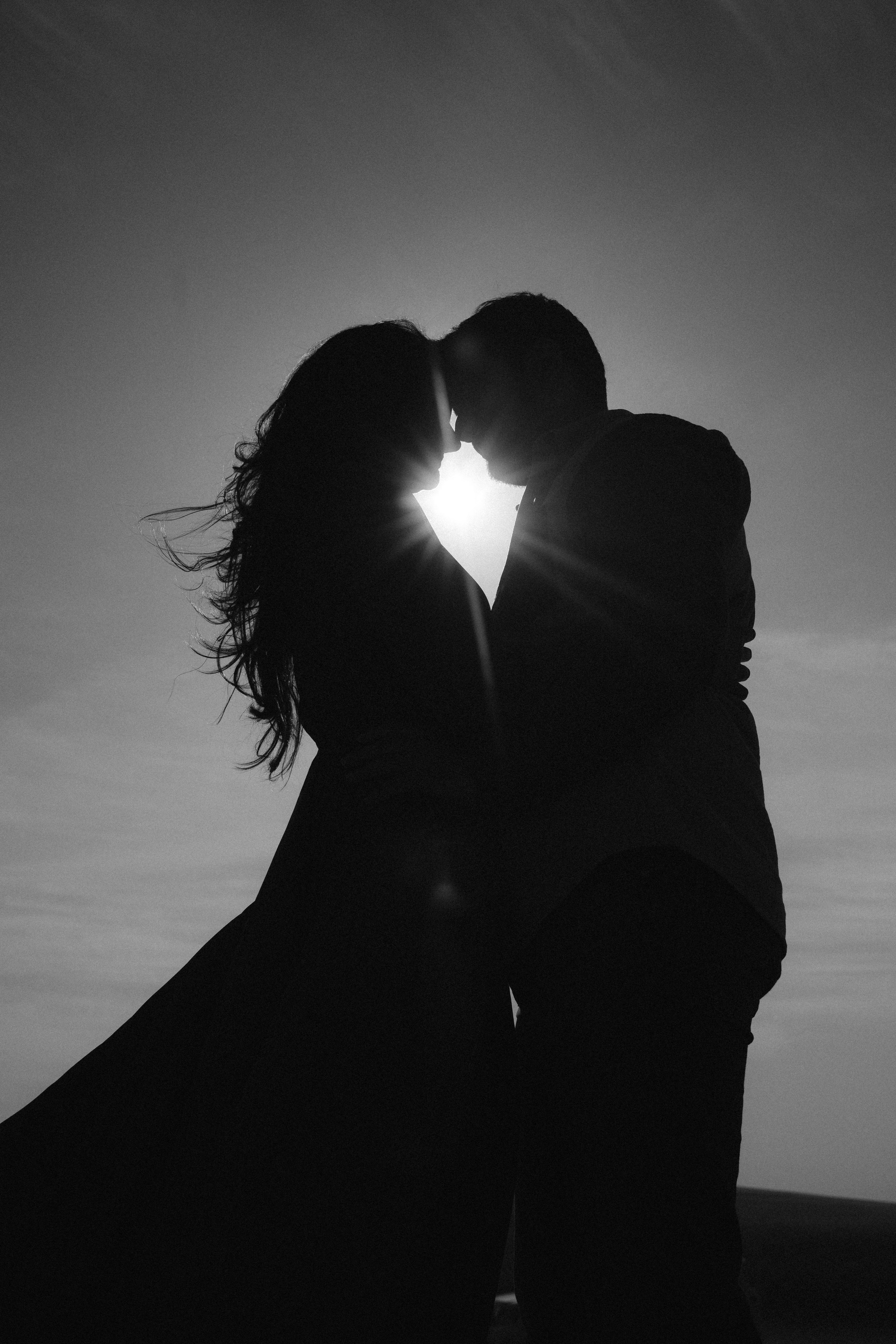 COUPLE SESSIONS. Love Emotions Weddings