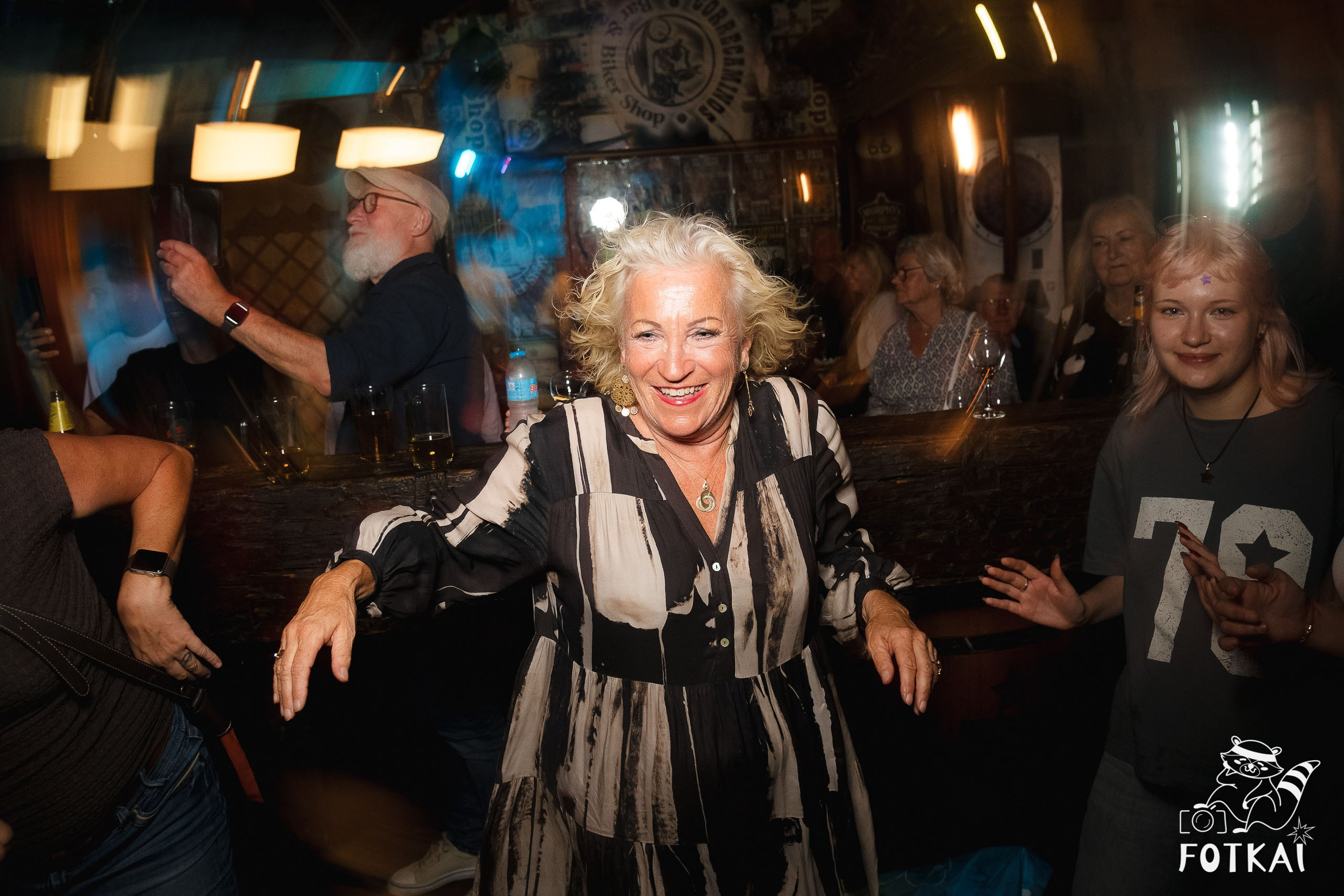 The Comebacks en El Paso Rock Bar Torrevieja: Reportaje fotográfico 11.10.25 | FOTKAI