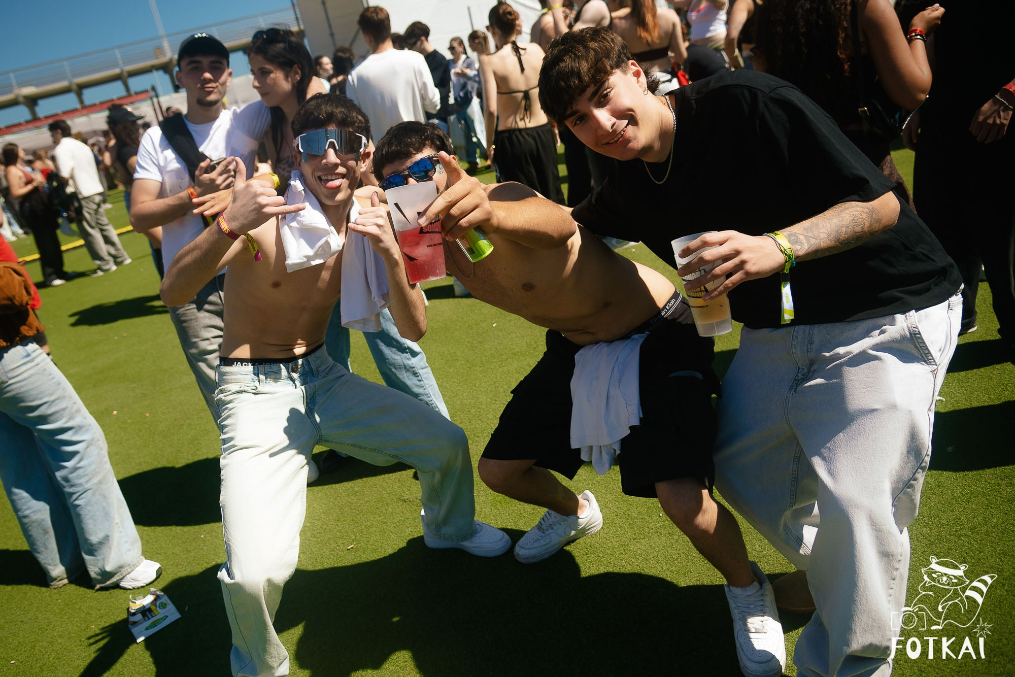 Costa Sonora 2026 Alicante Day 2 Photos — Search Yourself, Friends and Festival People | FOTKAI