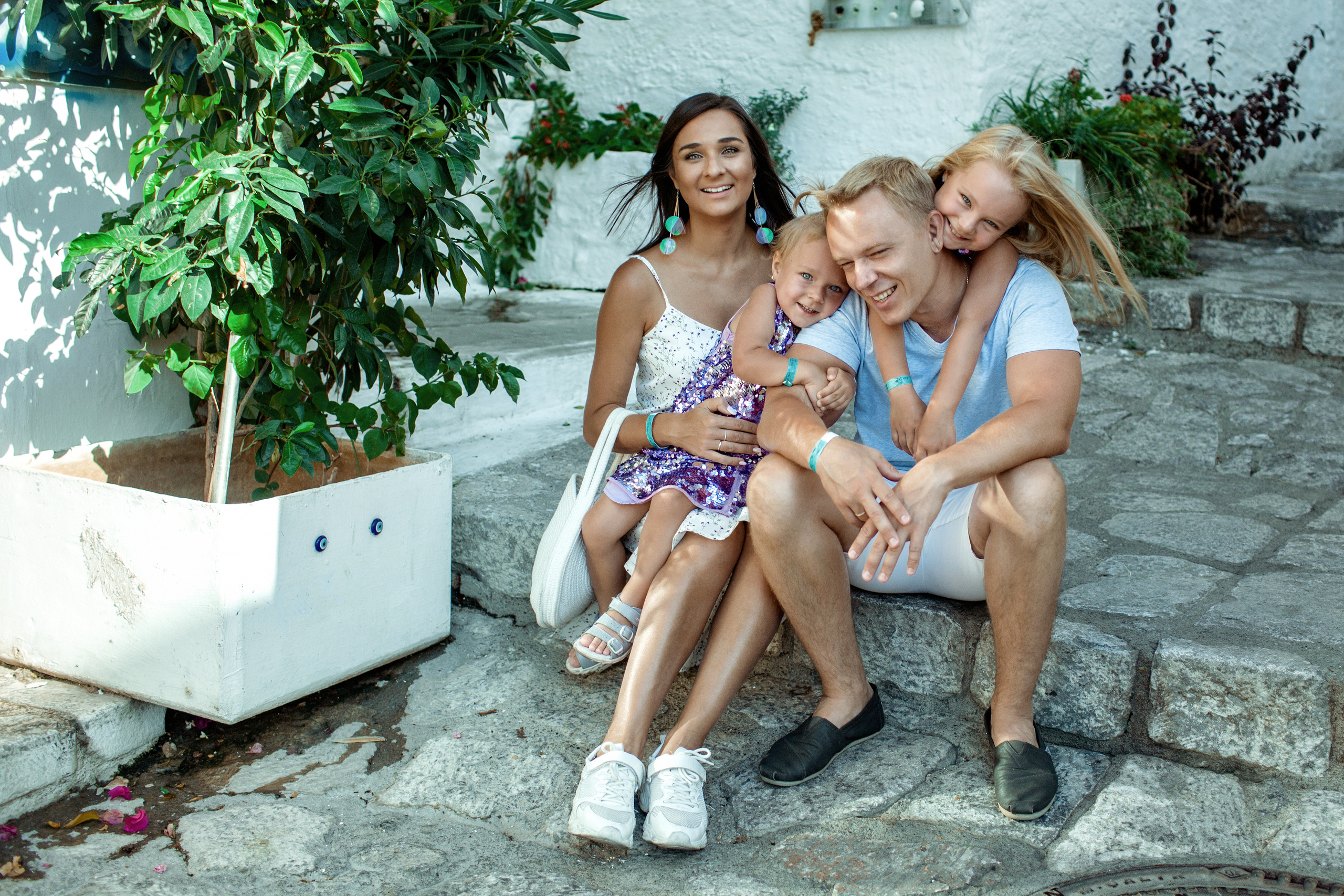 Family photo shooting in Marmaris old town. Julia Ganch I Fashion Wedding Photography I Cappadocia Turkey