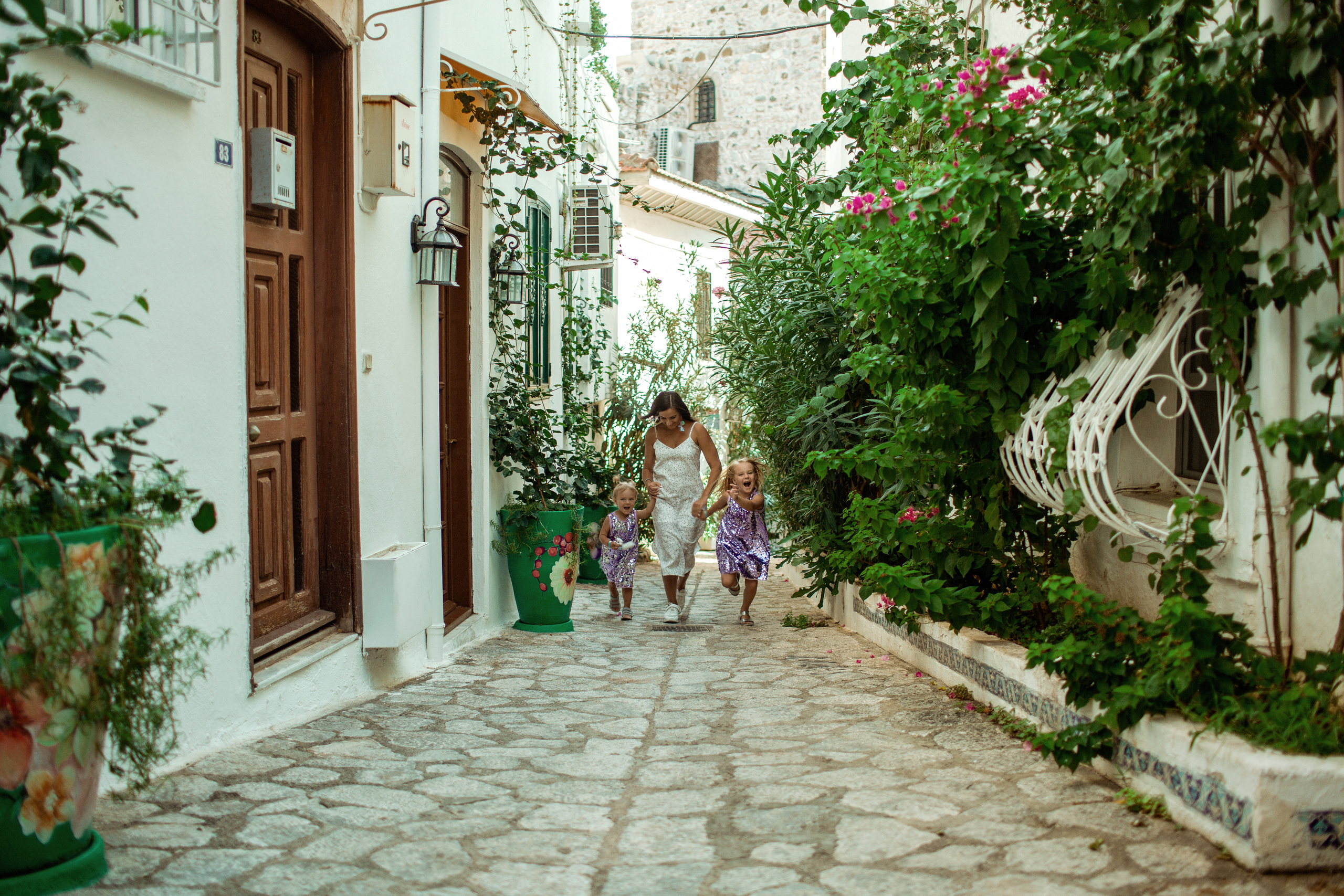 Family photo shooting in Marmaris old town. Julia Ganch I Fashion Wedding Photography I Cappadocia Turkey