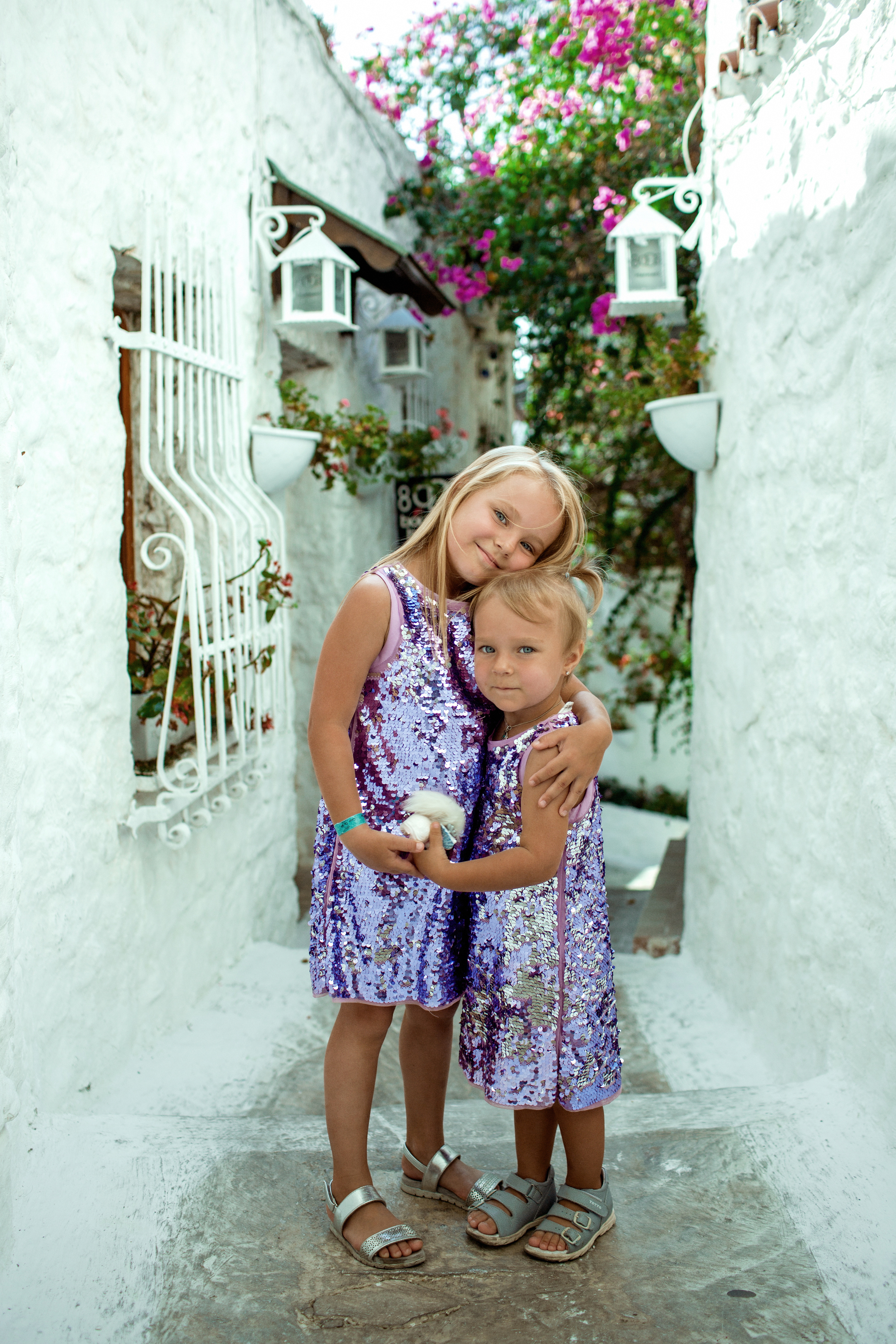 Family photo shooting in Marmaris old town. Julia Ganch I Fashion Wedding Photography I Cappadocia Turkey