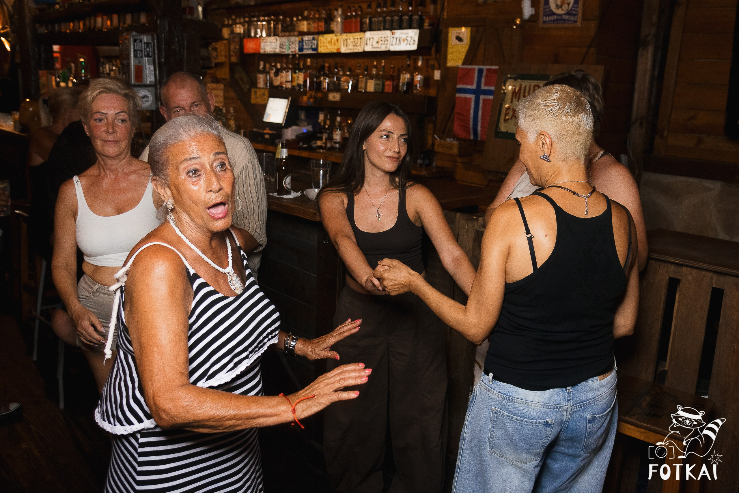 Reportaje fotográfico de FOTKAI | Cafe Bar El Paso | Torrevieja, España, 5 de julio de 2025