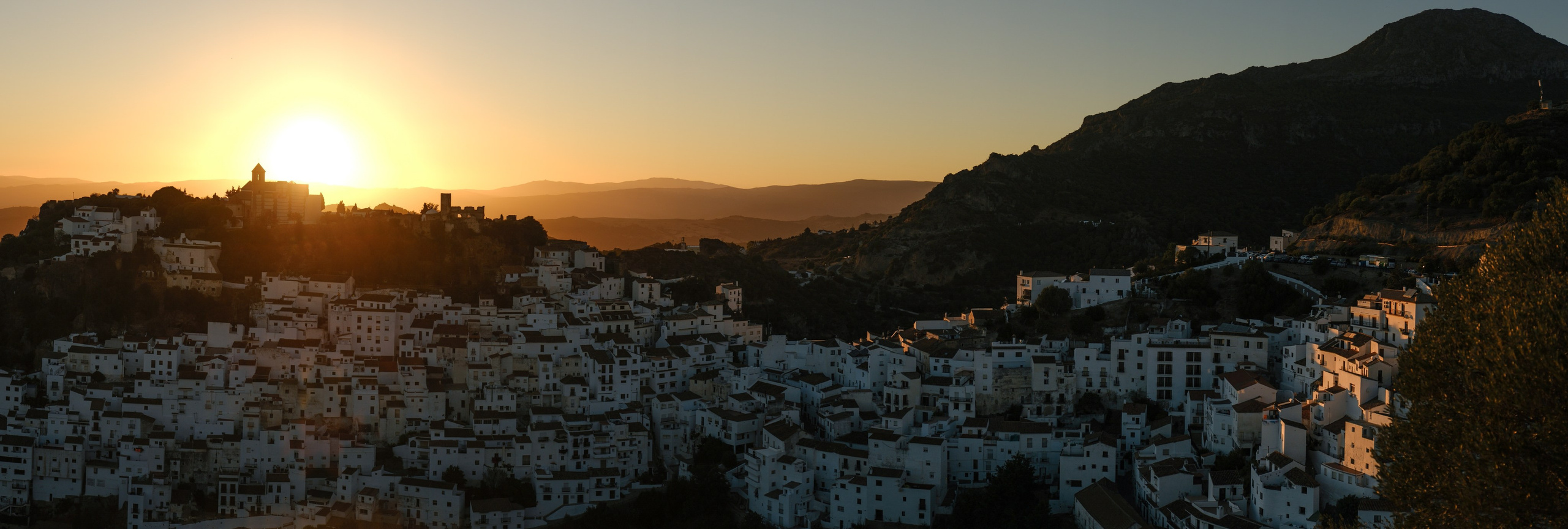 Professional drone & Real Estate Photographer in Casares