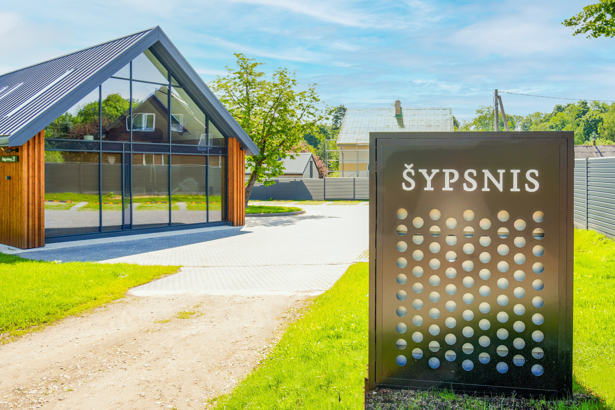 Žaliųjų ežerų g. 27. Elina Sapiega fotografė Vilniuje