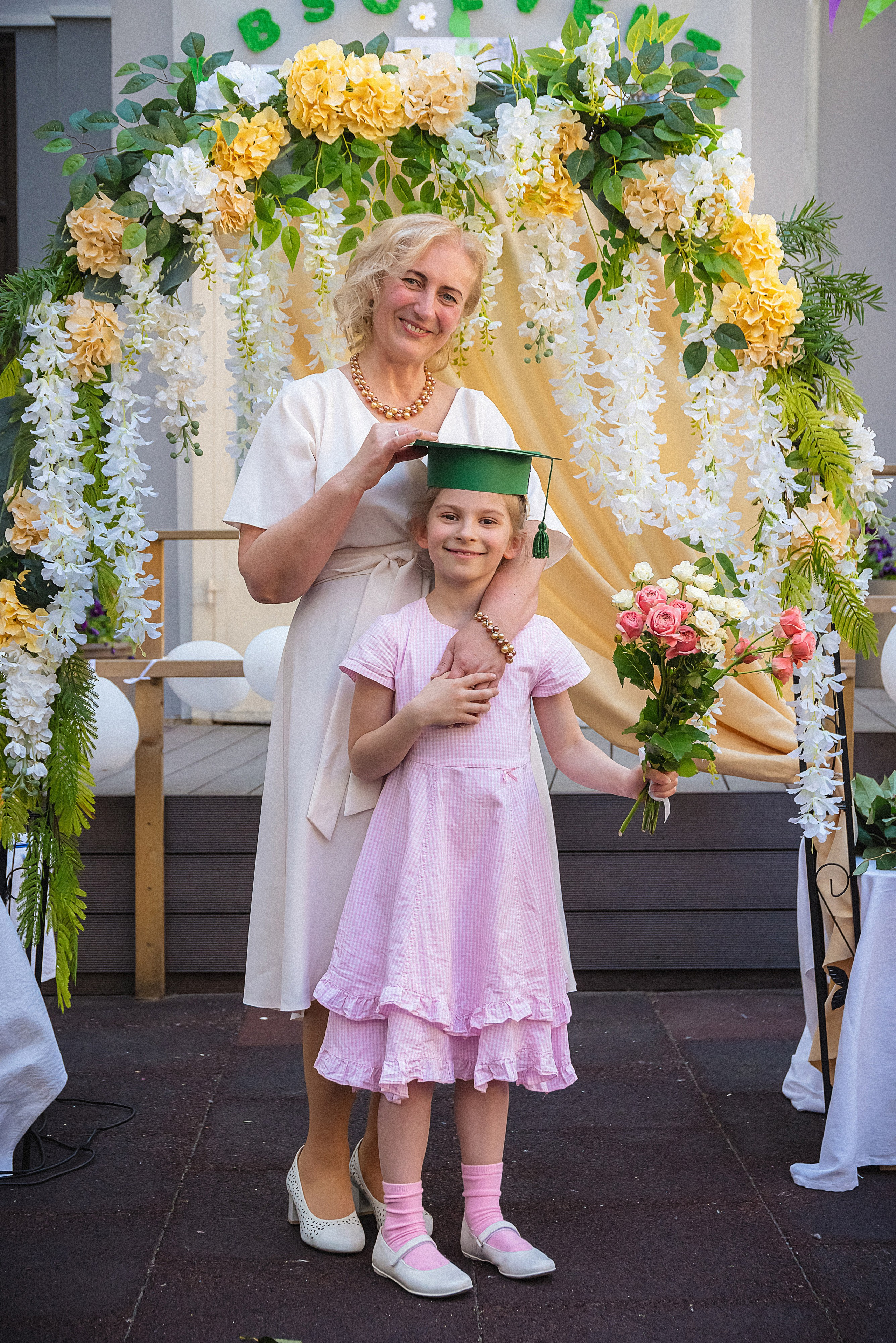 Zīles Skolas Izlaidums. Fotogrāfs Rīgā. Gīmenes, individuālās un dažādu produktu fotosesijas