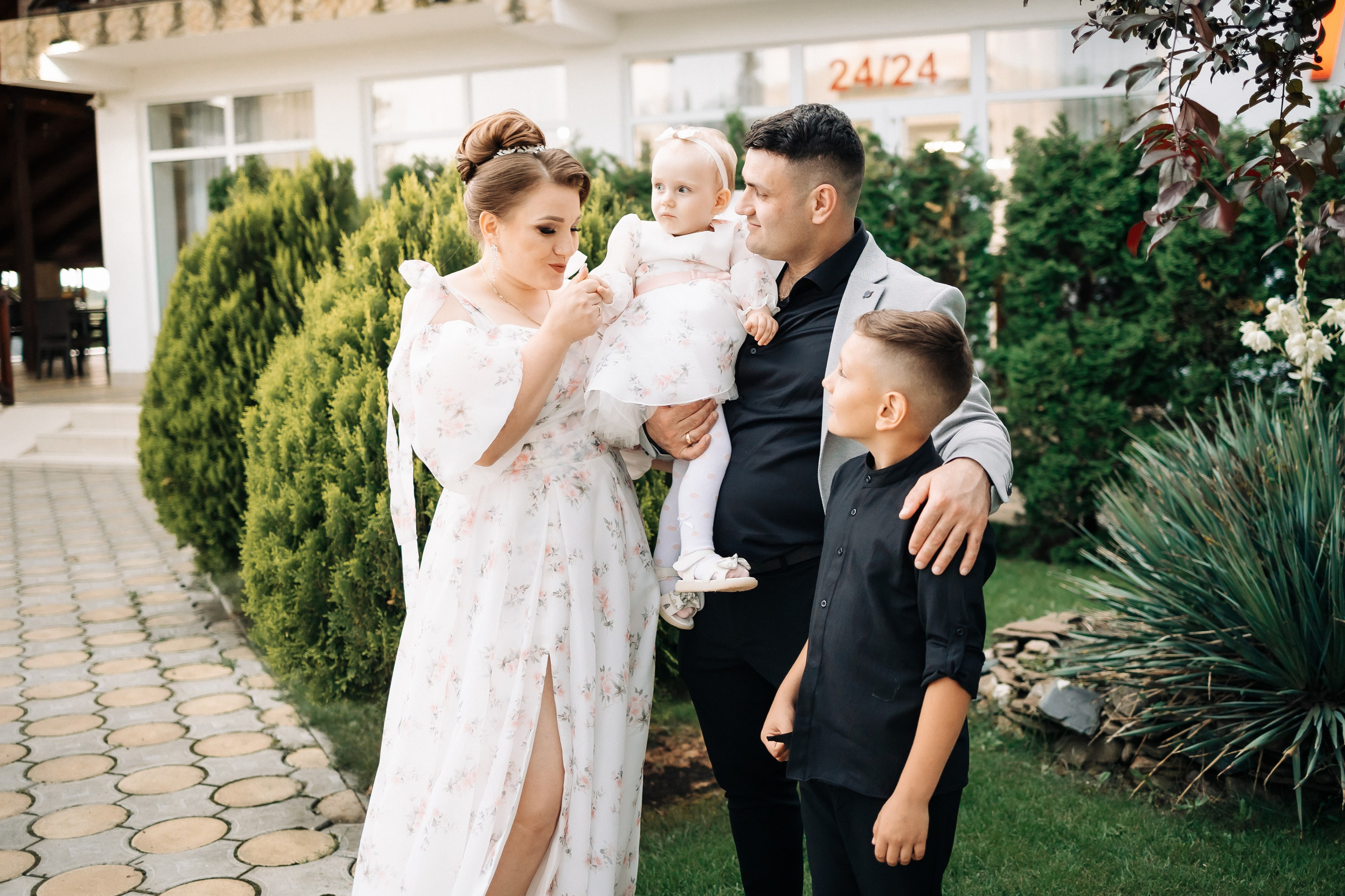 Marius & Amelia. Fotograful evenimentului tău