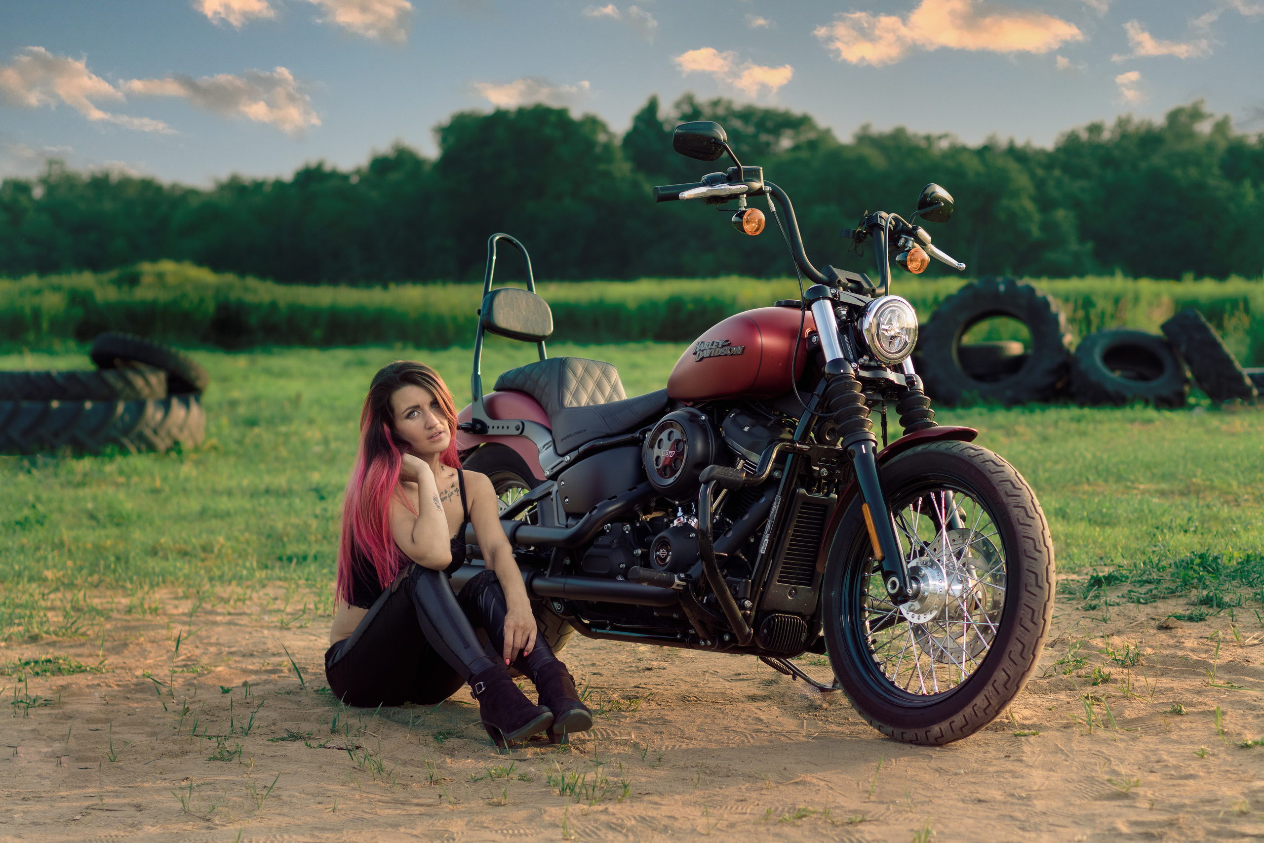 Motocykly. Rodzinny i weselny fotograf w Szczecinie, Dennis