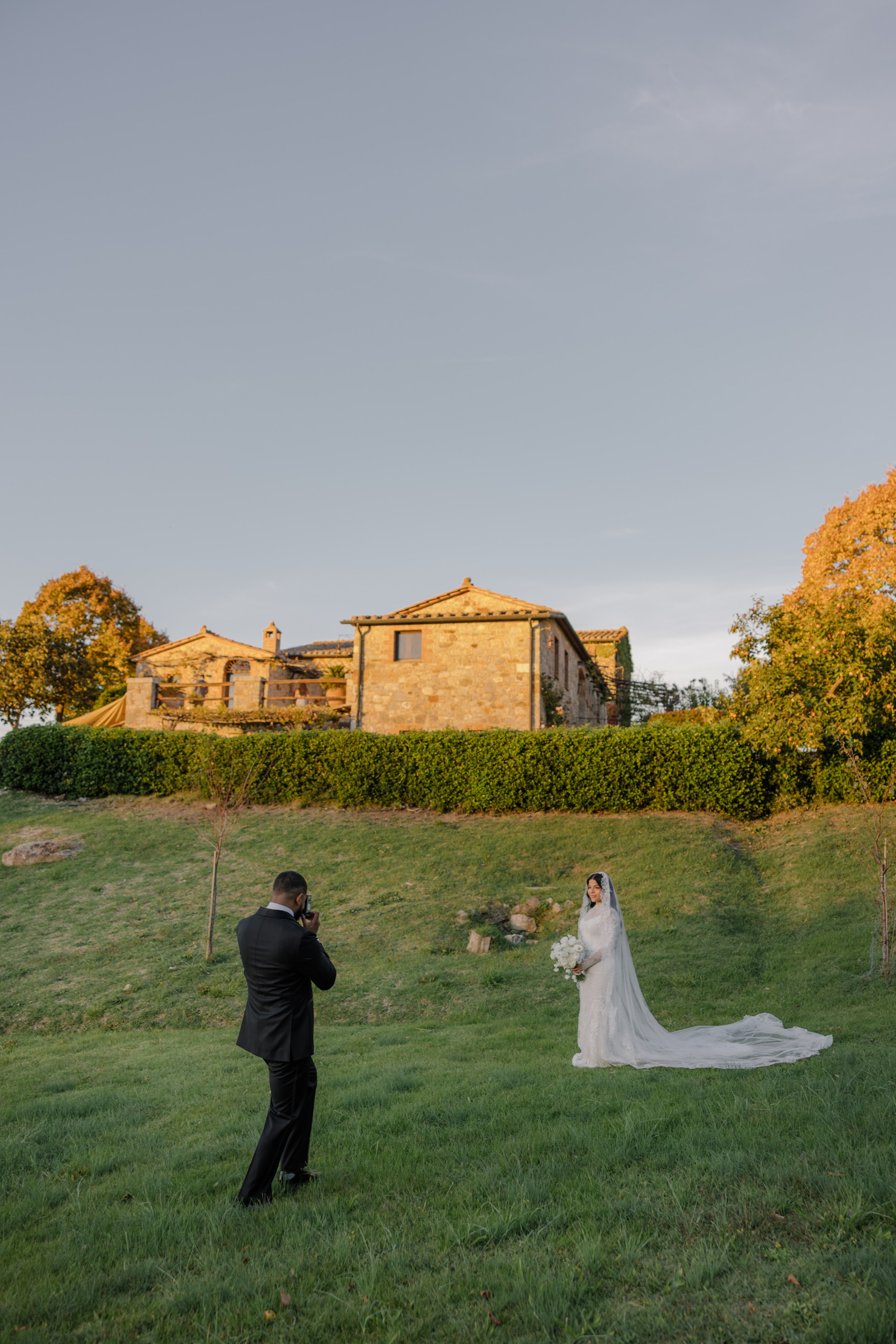 Mitcell&Melanie digital. Wedding photographer Italy