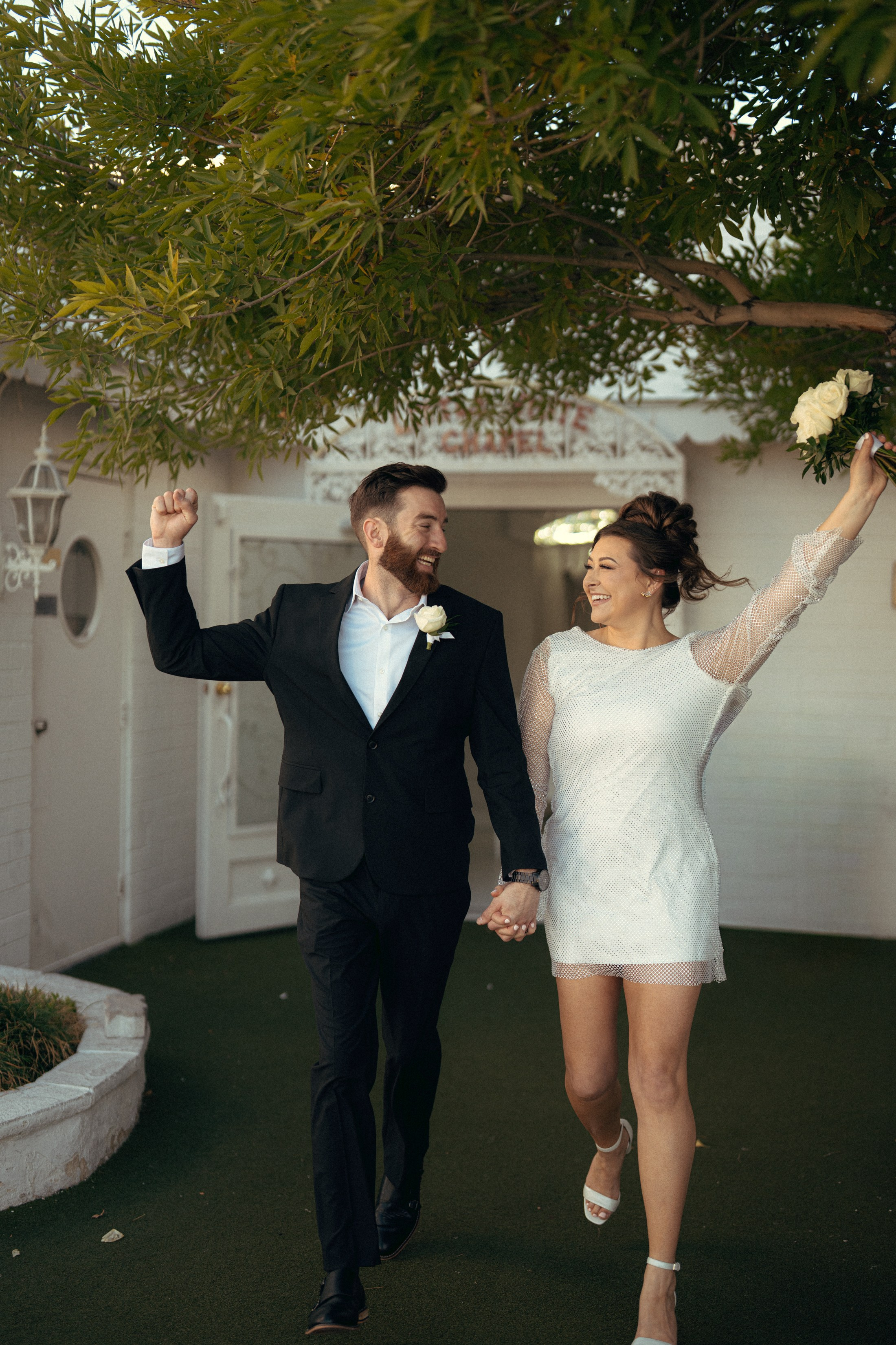 Casey&Michael. Wedding & elopement photographer Viktoriya Kravtsov. Las Vegas