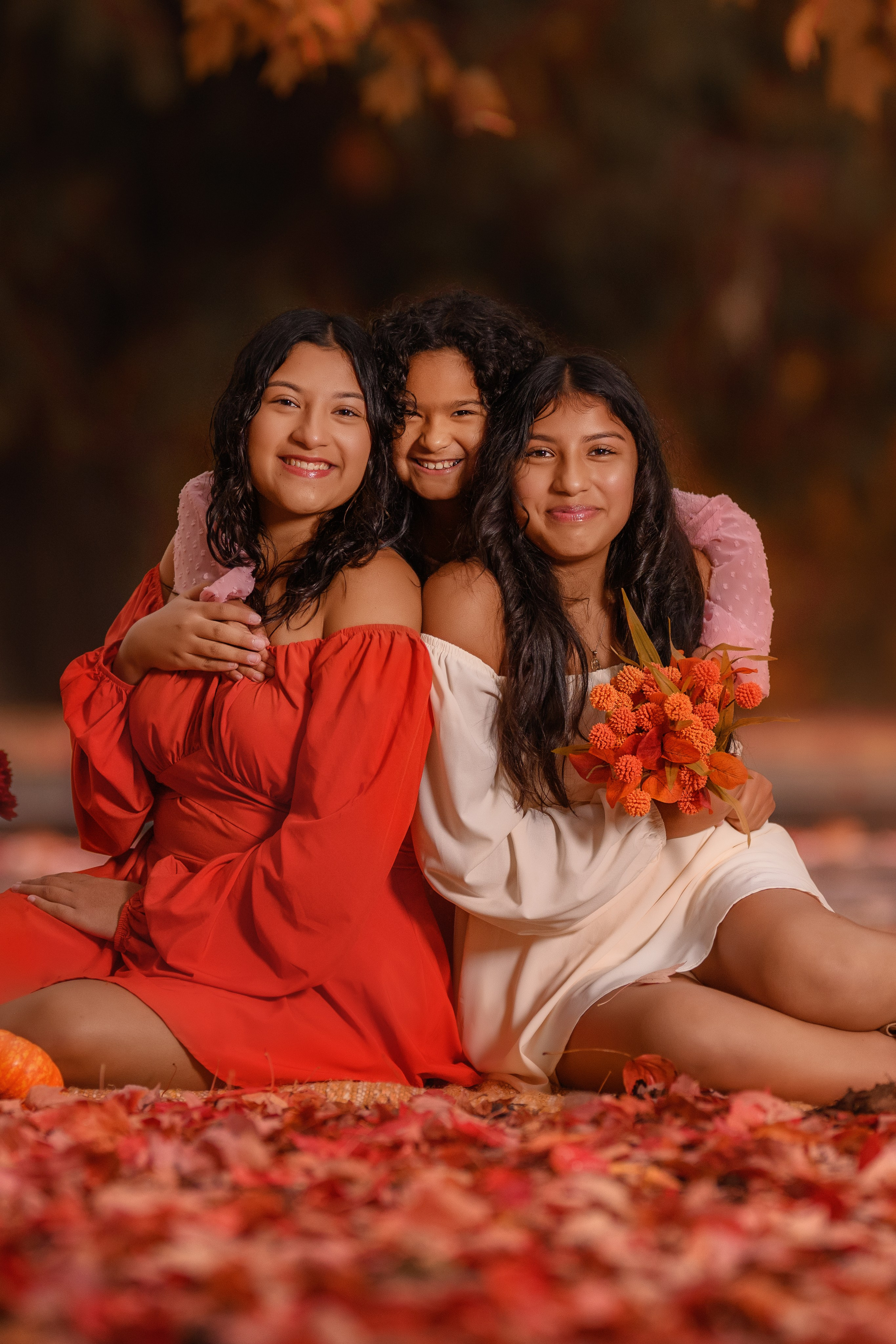 Yissel and her family. Wedding & family photography in Seattle area. Helen Michelle photographer