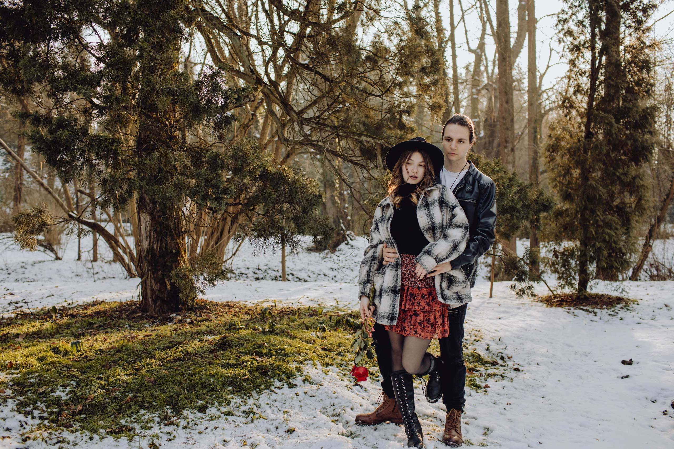 Serafim & Beatrice. Wedding & couple photographer from Romania Rut Vetan