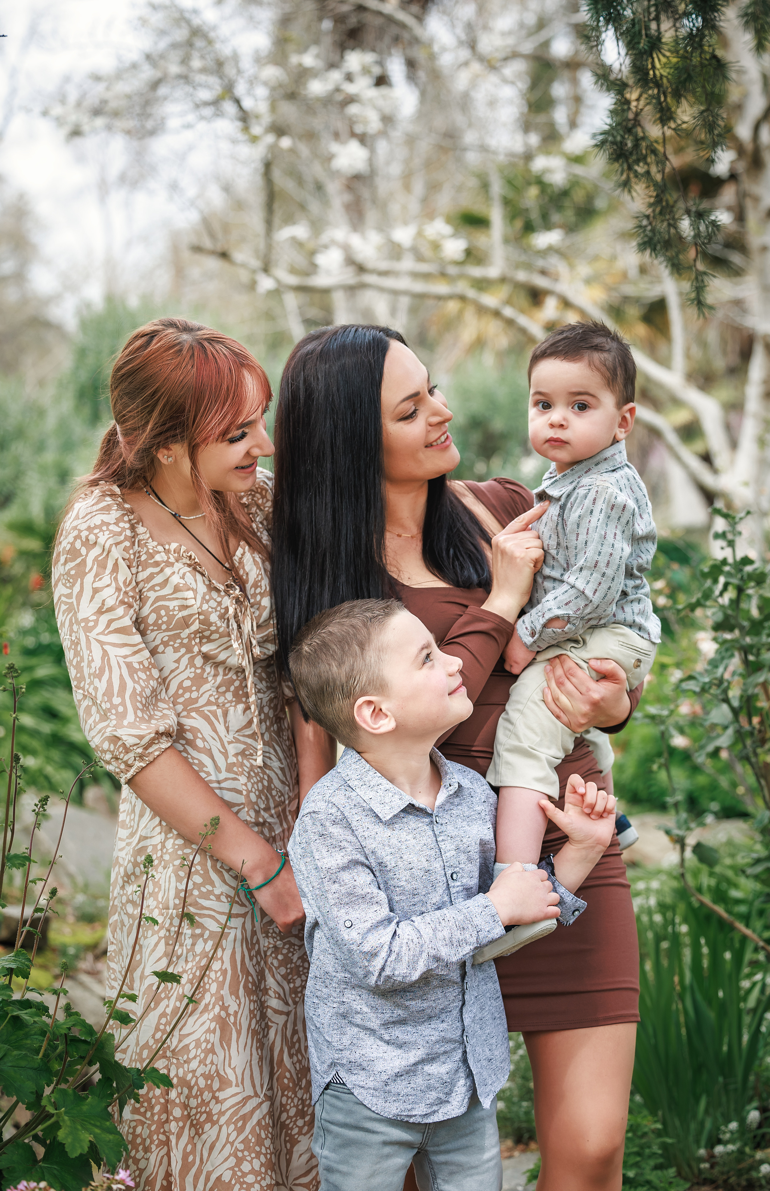 Family. ArtFeather Photography. Sacramento, California