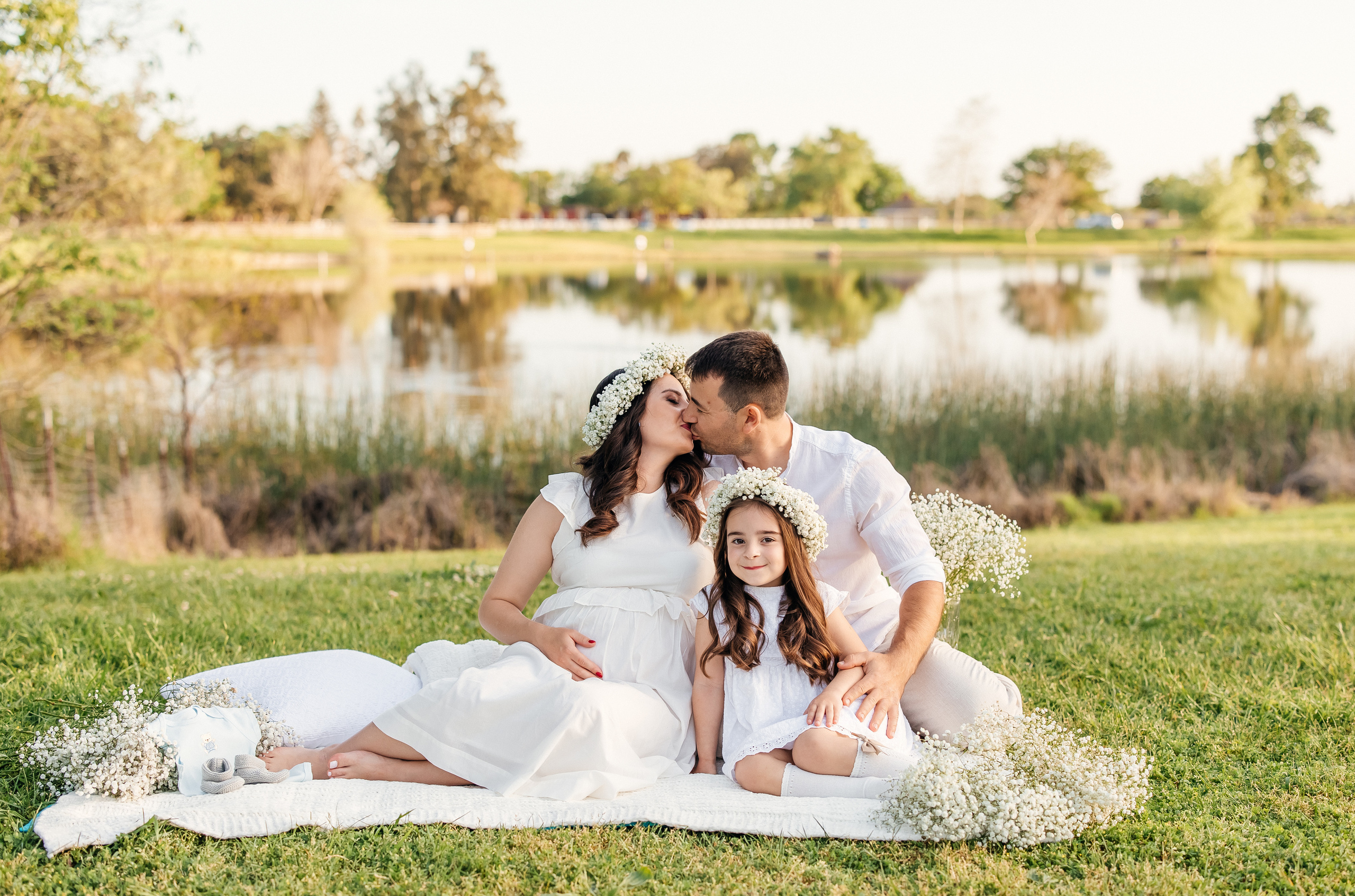 Maternity. ArtFeather Photography. Sacramento, California