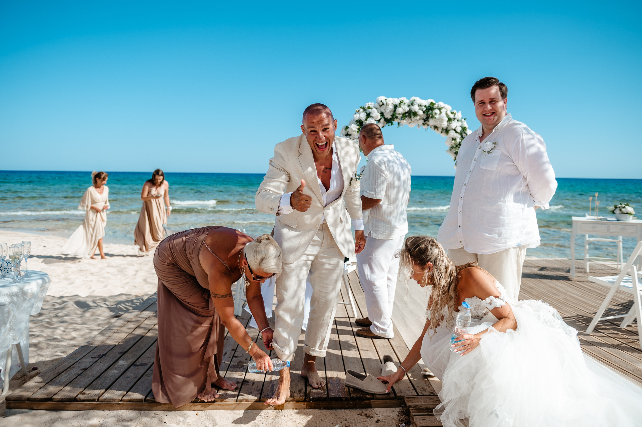Sirens beach ceremony. AdrianOltean.wfolio.pro