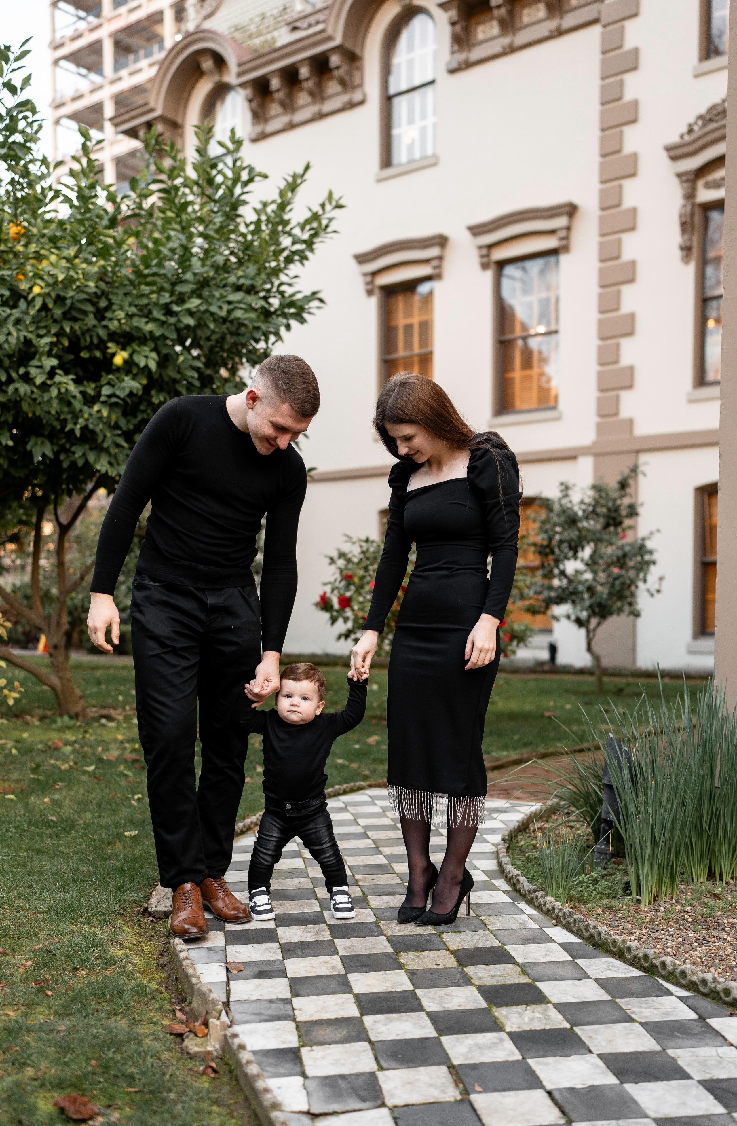 Artem, Nadia & Elisha. Family photographer in Sacramento | Sofia Pavenko