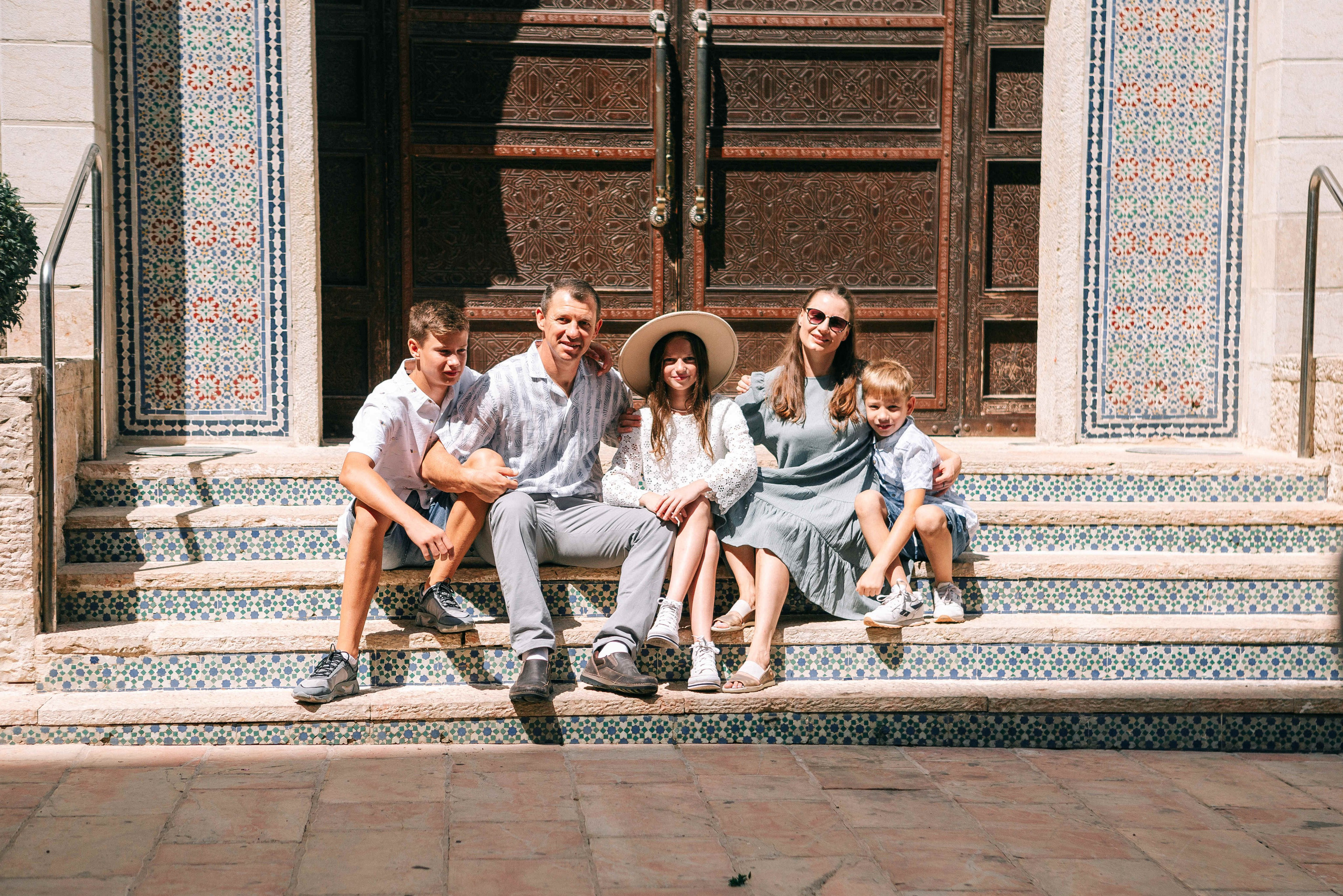 PHOTO SESSION WITH PARENTS. Https://shi-photo.com/