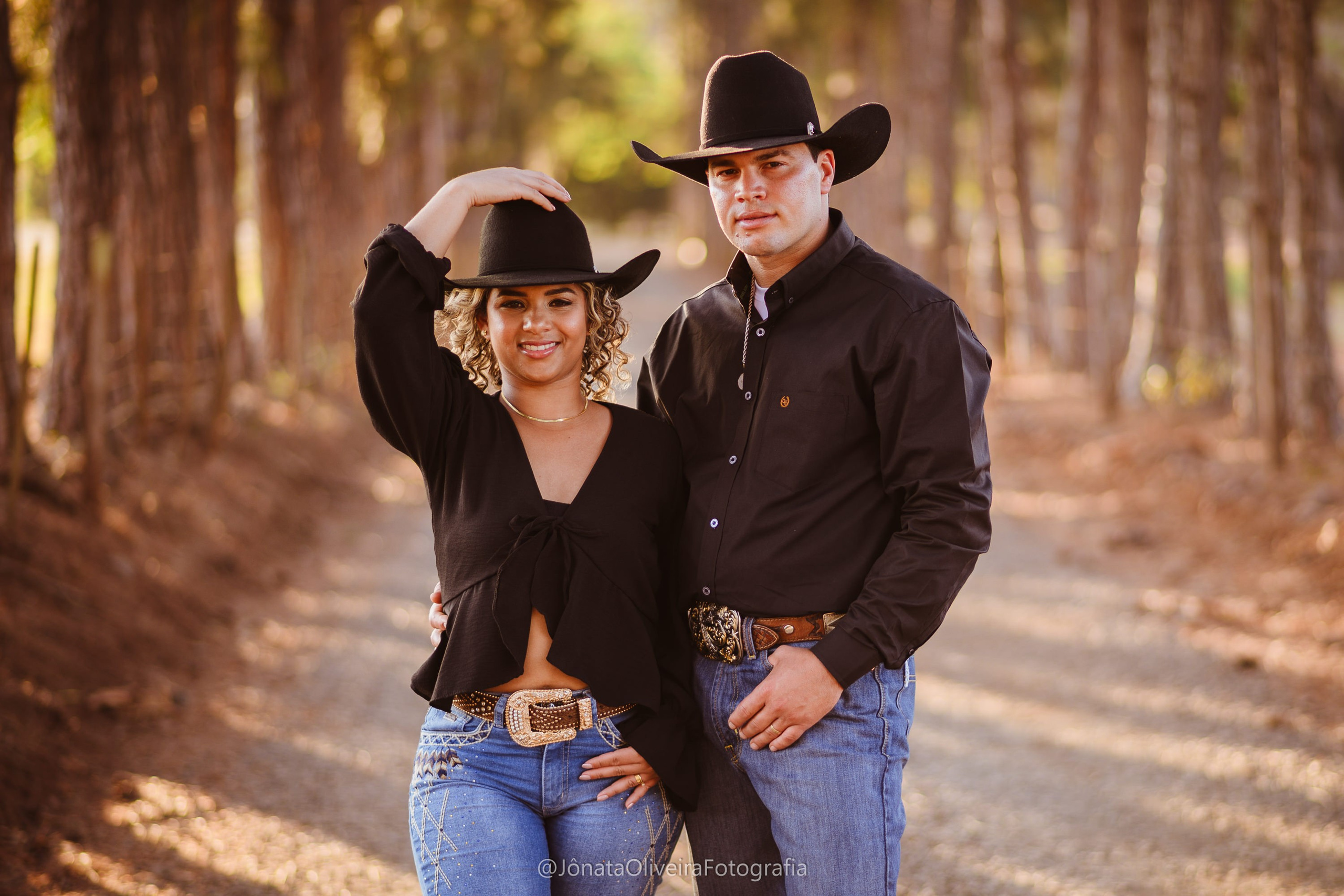 Pre Wedding Luérica e Vinicius. Fotografia de casamentos e ensaios em avaré Jônata Oliveira