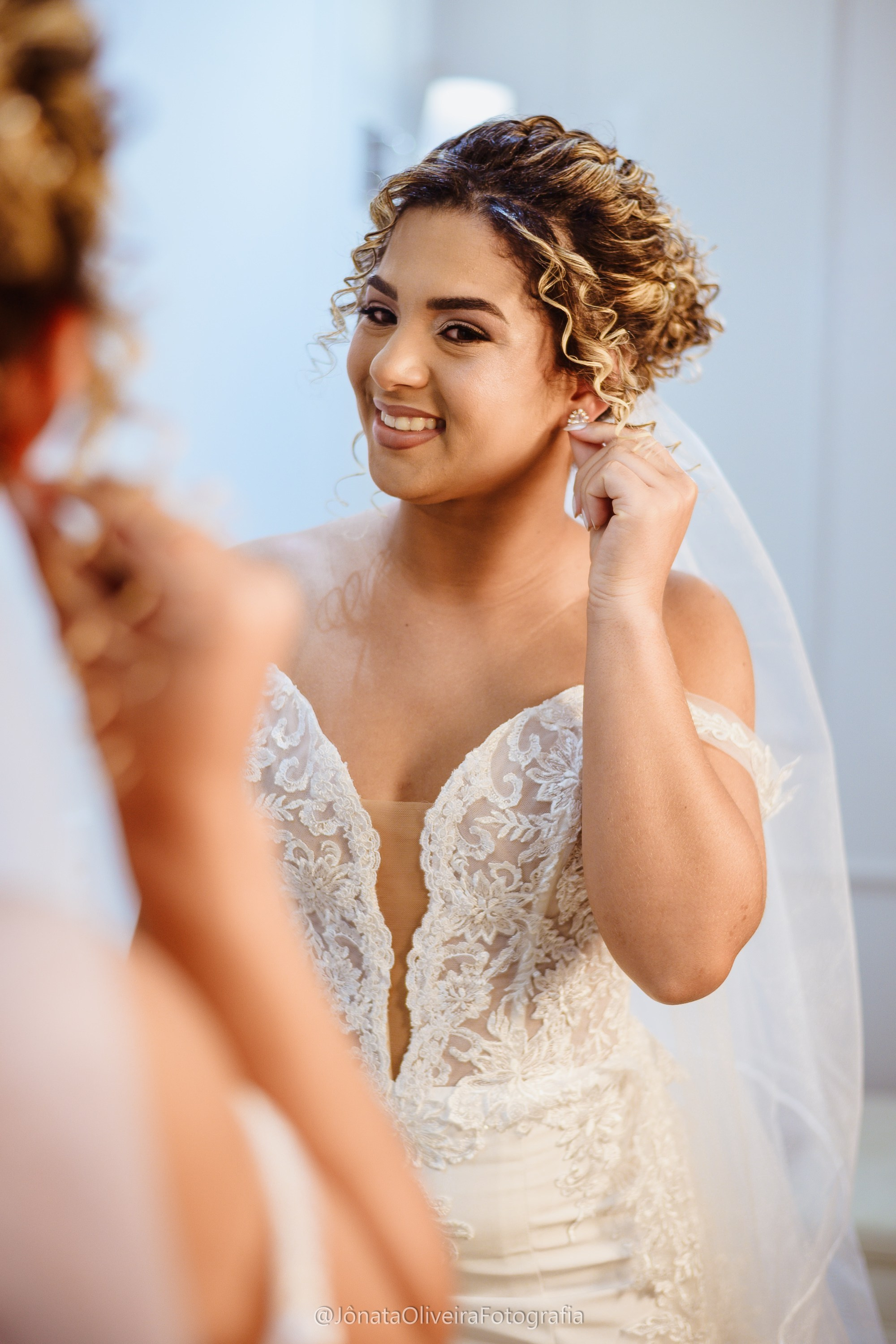 Vestido de noiva making of da noiva. Fotografia de casamentos e ensaios em avaré Jônata Oliveira