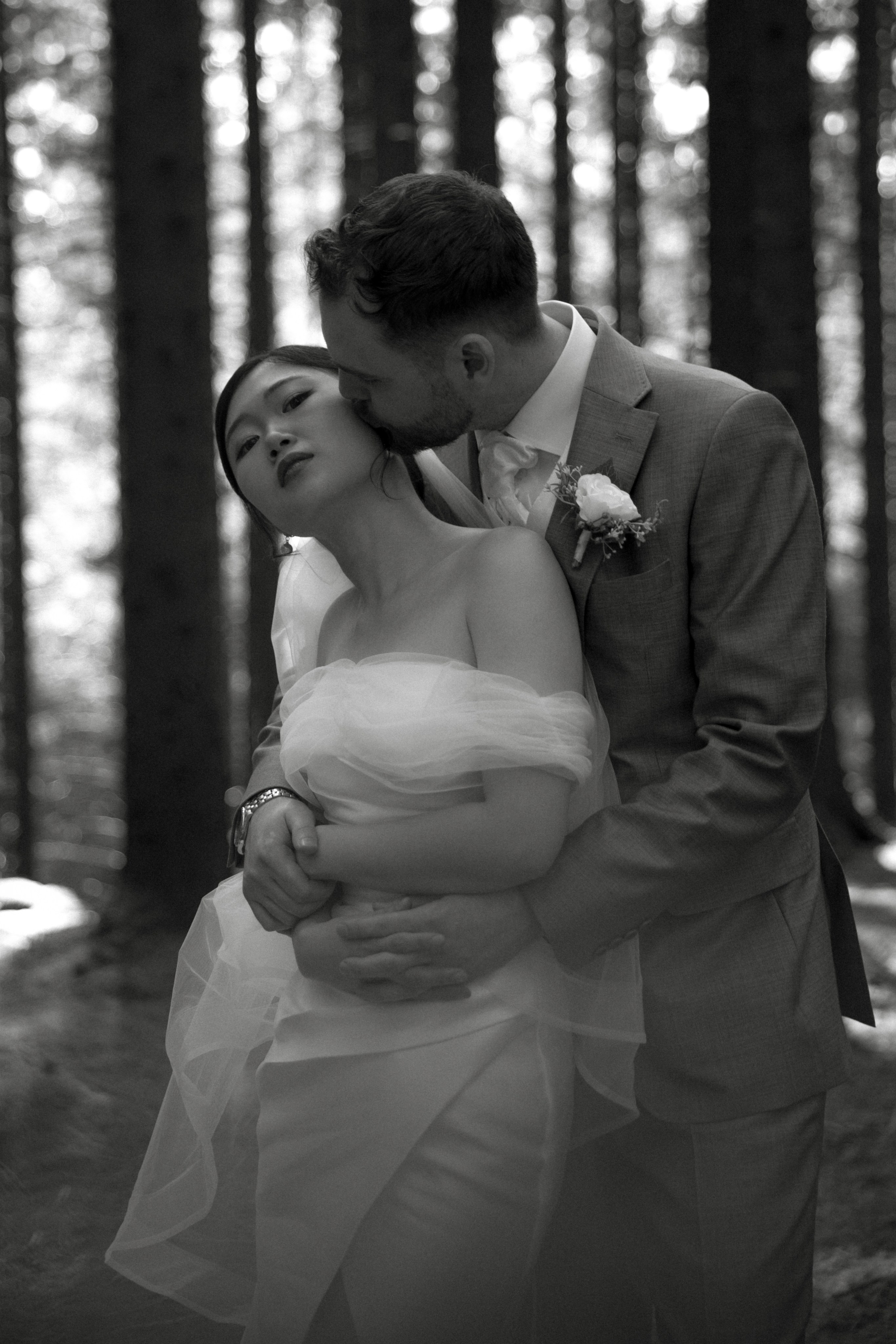 The two of us. Warm family & Wedding stories