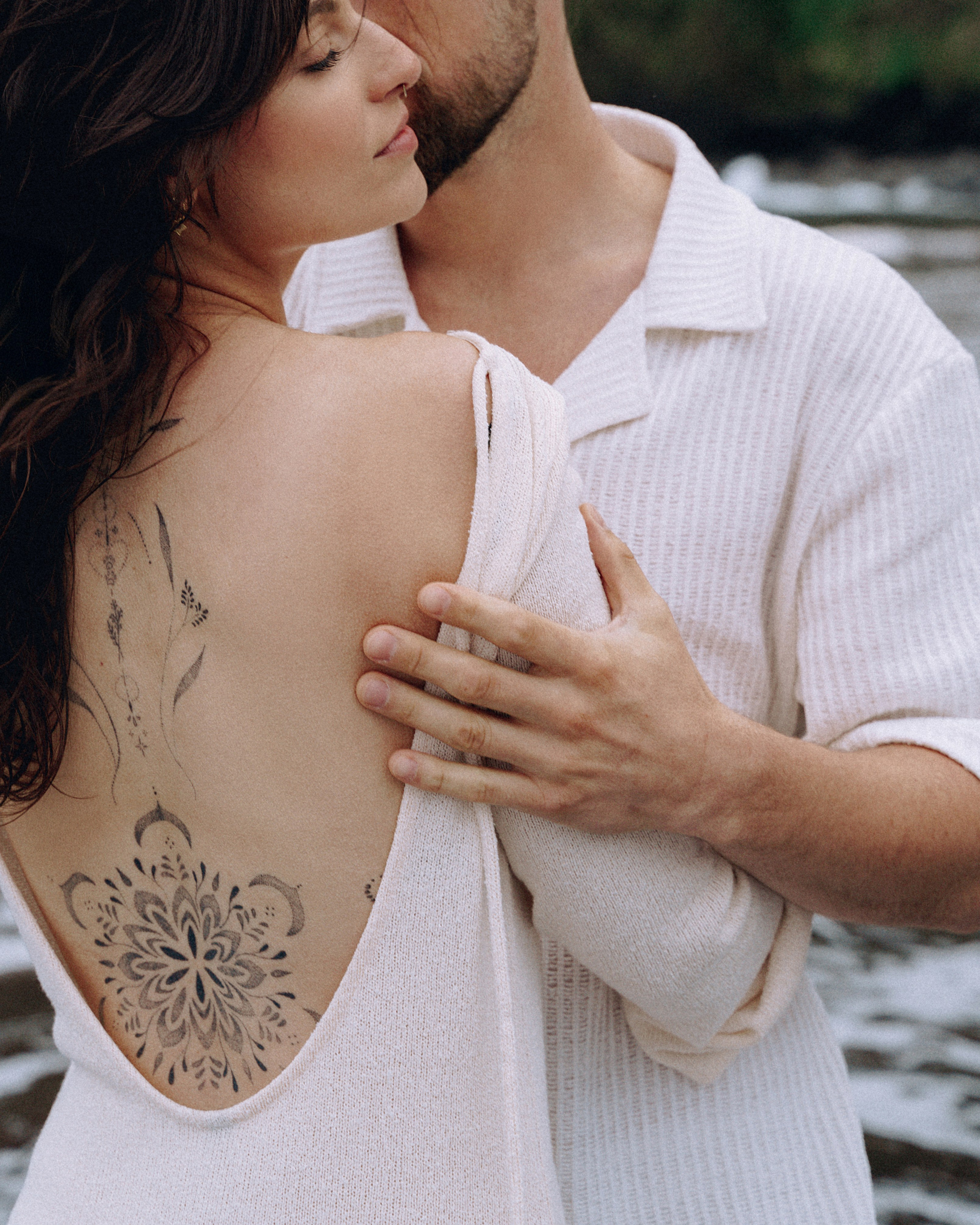 Cloudy Morning at Seixal Beach | Couple Photoshoot in Madeira. Your photographer in Madeira