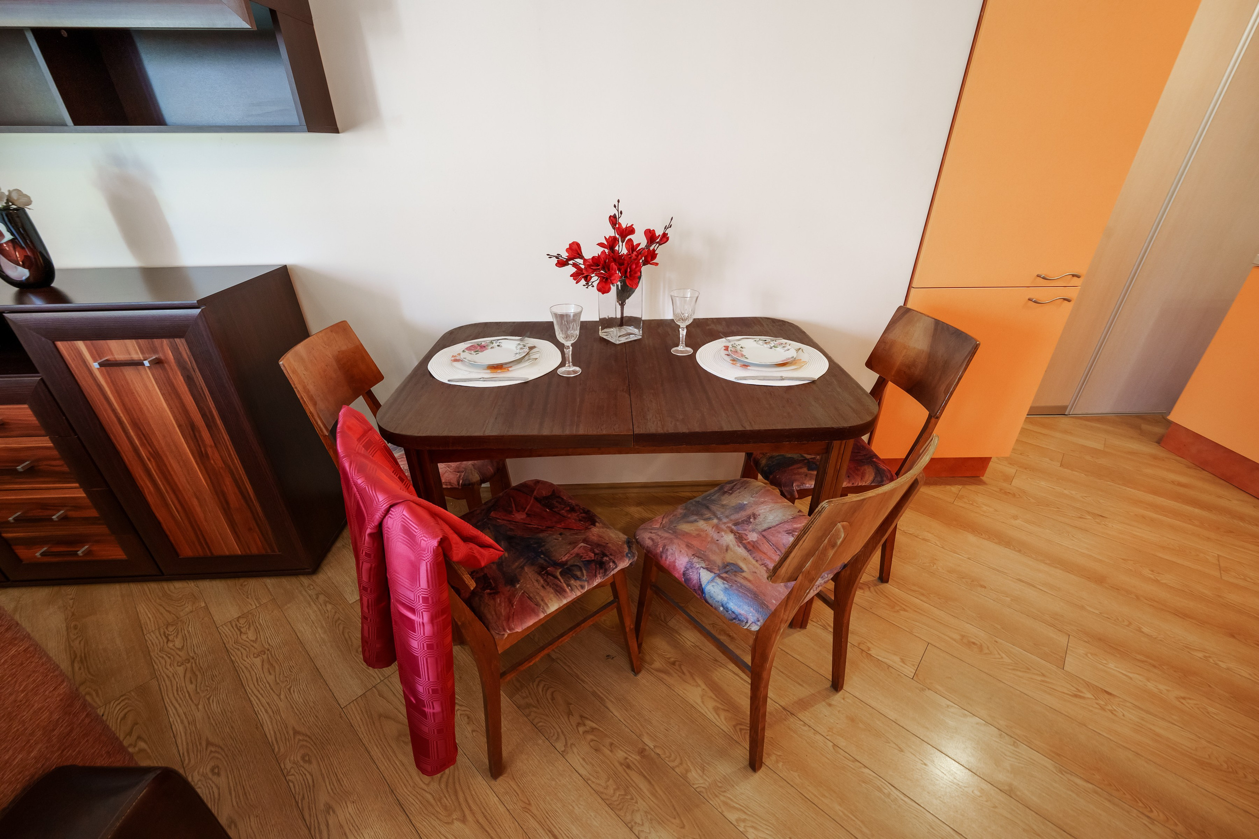 Šv. Stepeno g. 29, 2-jų kambarių buto fotosesija. Elina Sapiega fotografė Vilniuje