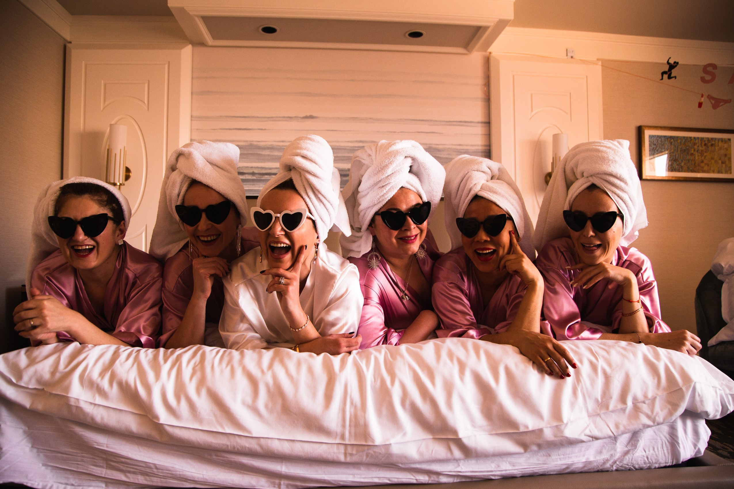 Bachelorette Party in Vegas. Wedding & elopement photographer Viktoriya Kravtsov. Las Vegas