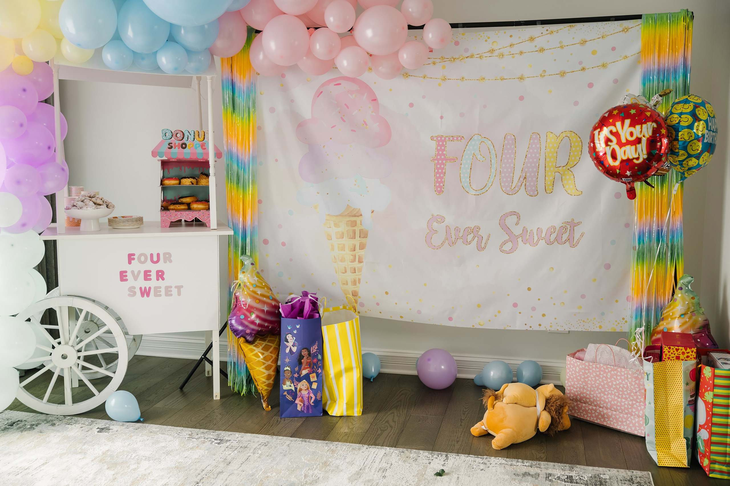 Birthday Party. Wedding family event photographer in Chicago Nick Yushevich