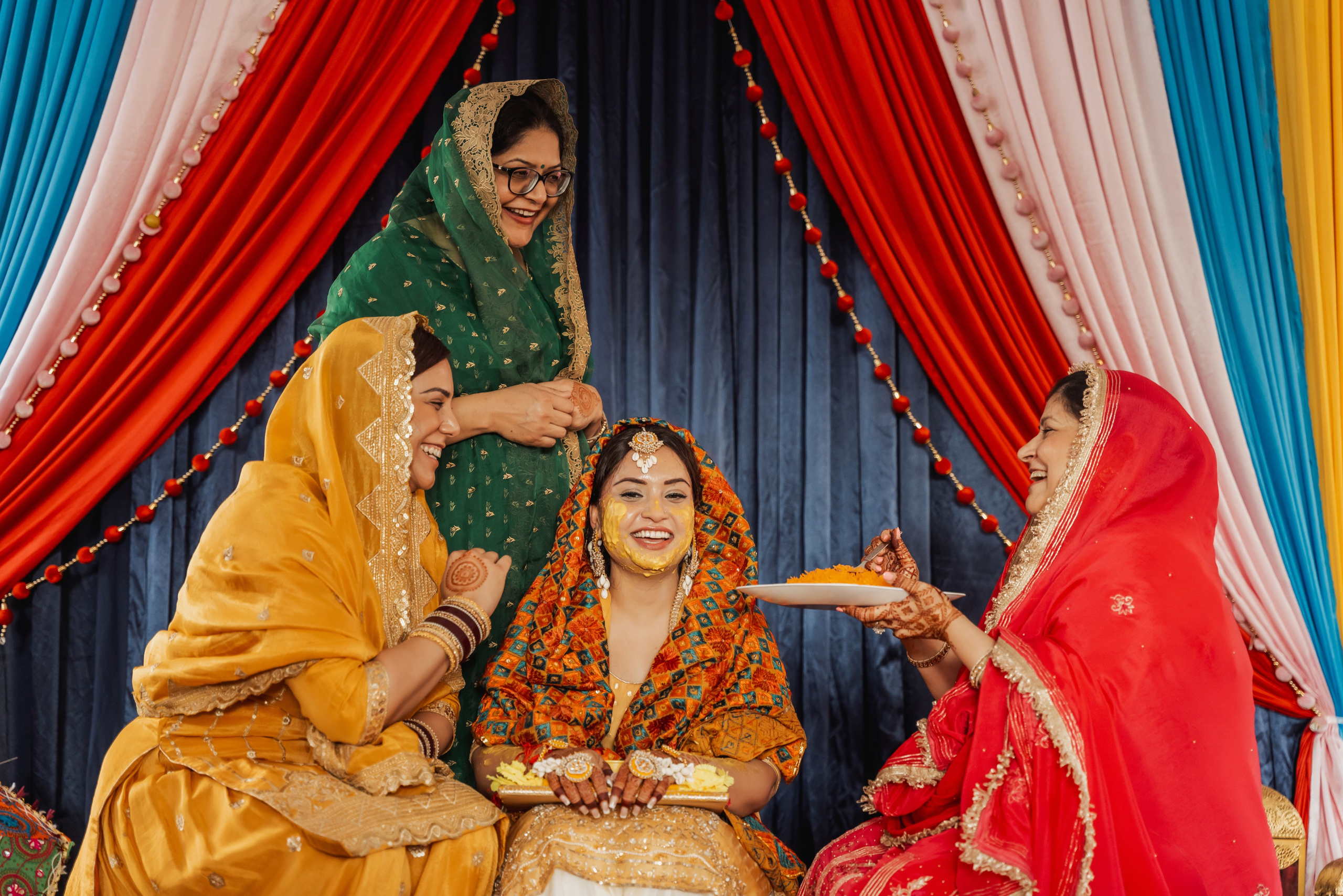 Gagan & Jasmeen. Wedding Photographer & Cinematographer studios