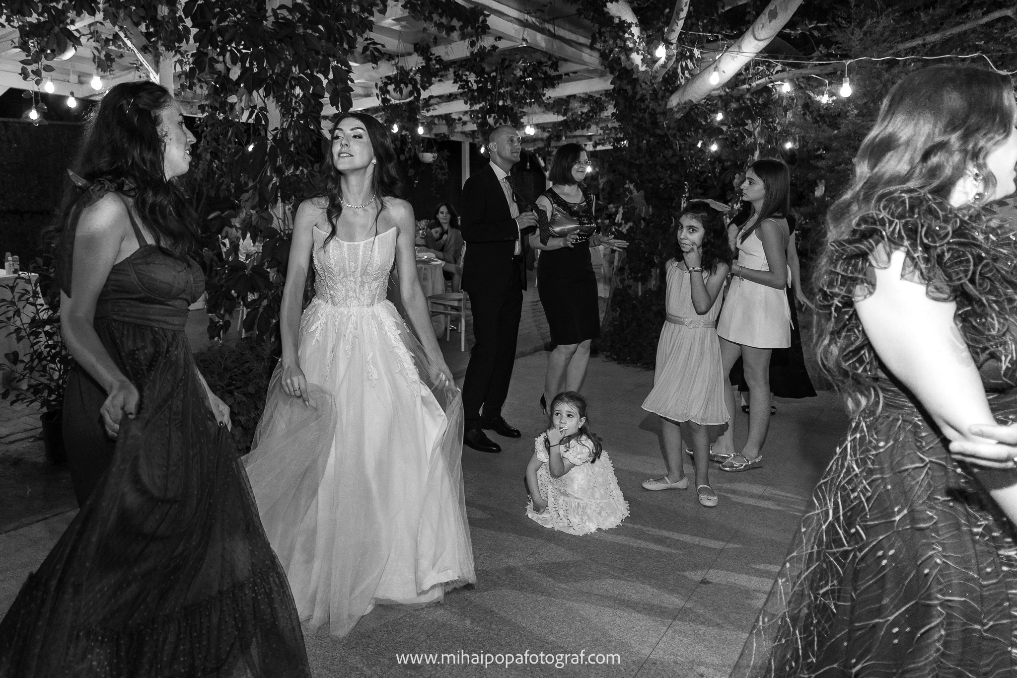 Fotograf de nuntă în Bucuresti| Mihai Popa Fotograf. Fotograf Nuntă, Botez și Cununie Civilă în București - Mihai Popa