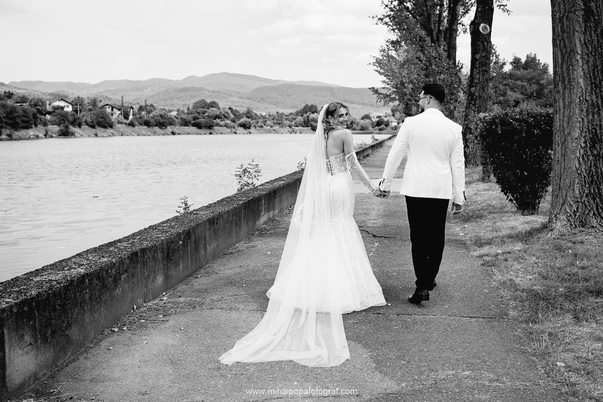 Fotograf de nuntă în Râmnicu Vâlcea | Mihai Popa Fotograf. Fotograf Nuntă, Botez și Cununie Civilă în București - Mihai Popa