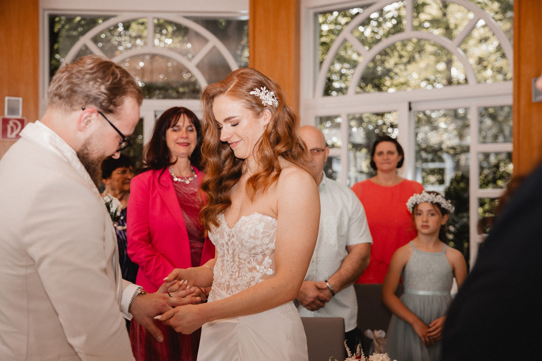PEGGY & DENNIS | FLETCHER WALDHOTEL NORDRHEIN-WESTFALEN. Photographer in Bochum Dolia Halyna