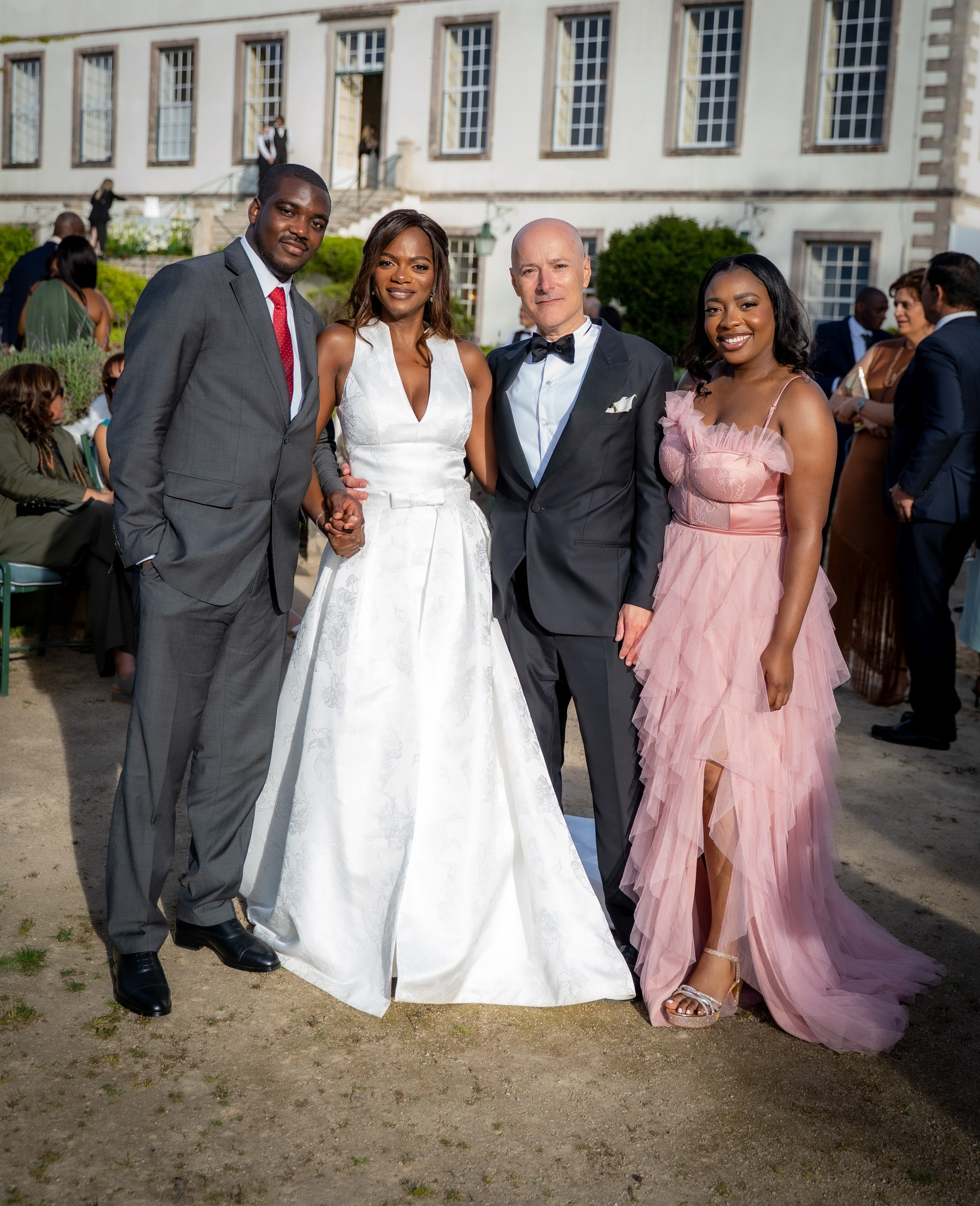 Maria & Artur. Fazemos o seu casamento ser lembrado por gerações